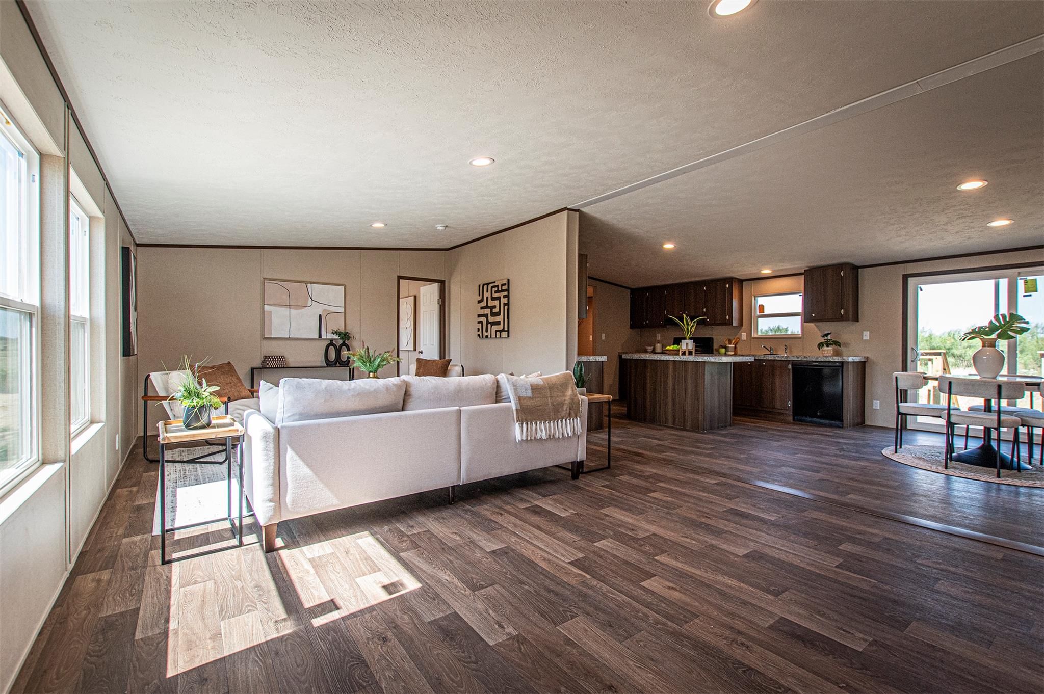 135 Spanish Oak Rd, Dale, TX 78616