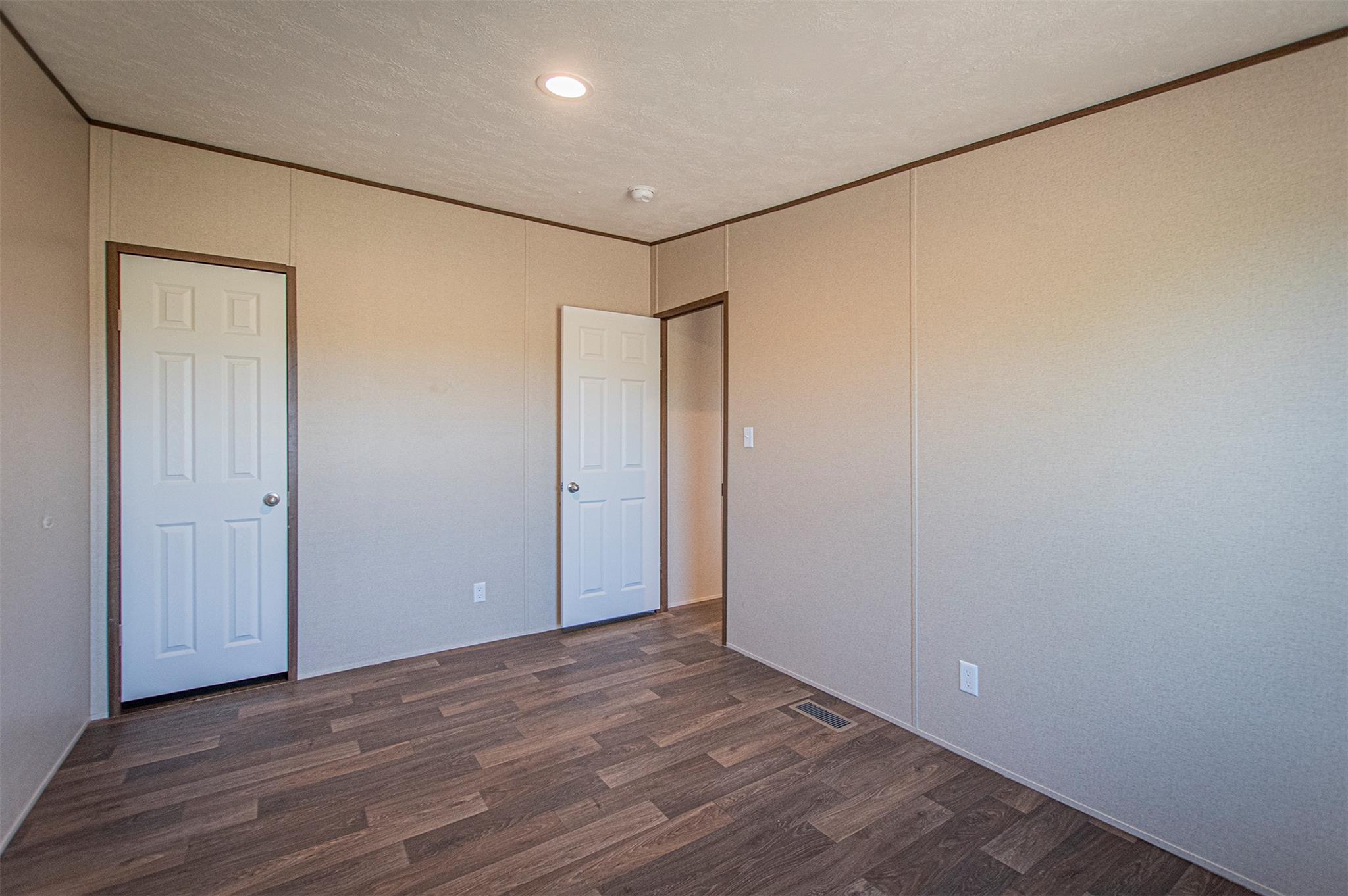 135 Spanish Oak Rd, Dale, TX 78616