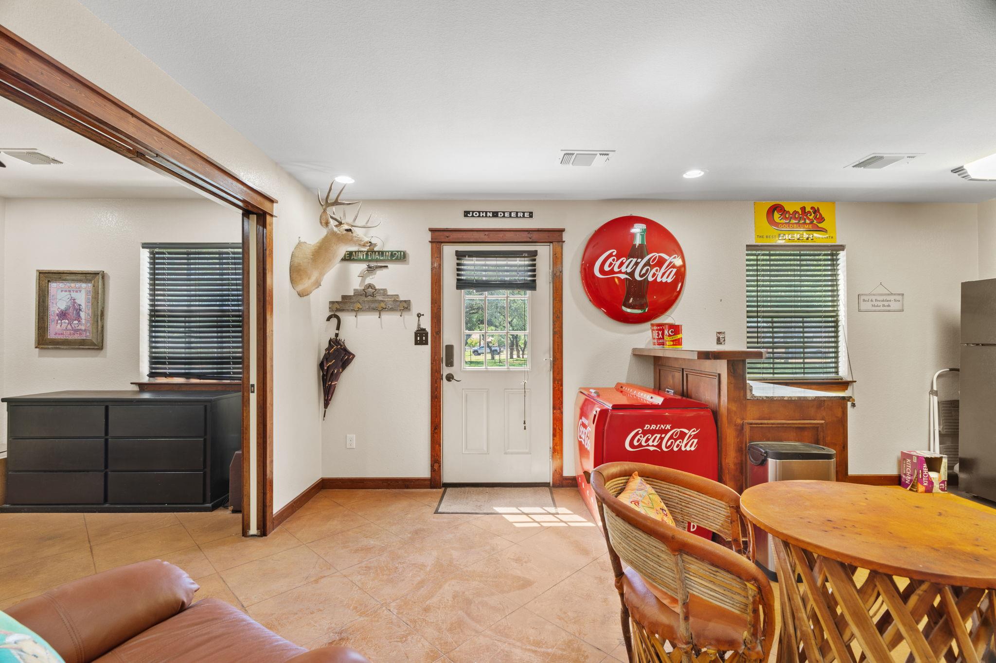 102 Camm Lary Cir, Burnet, TX 78611