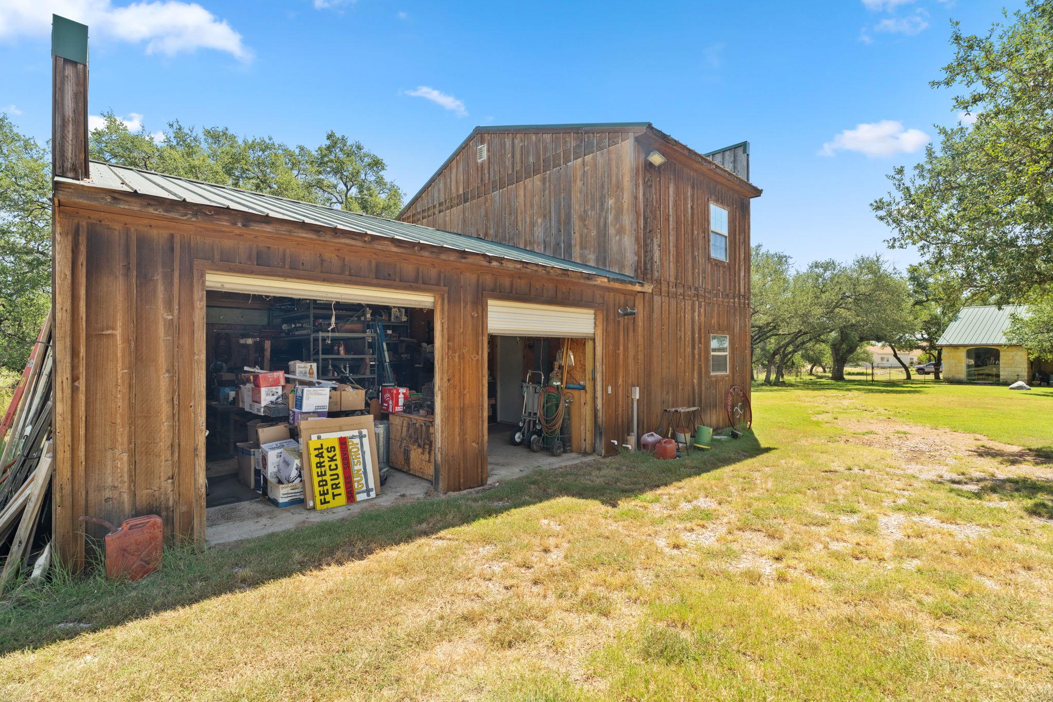 102 Camm Lary Cir, Burnet, TX 78611