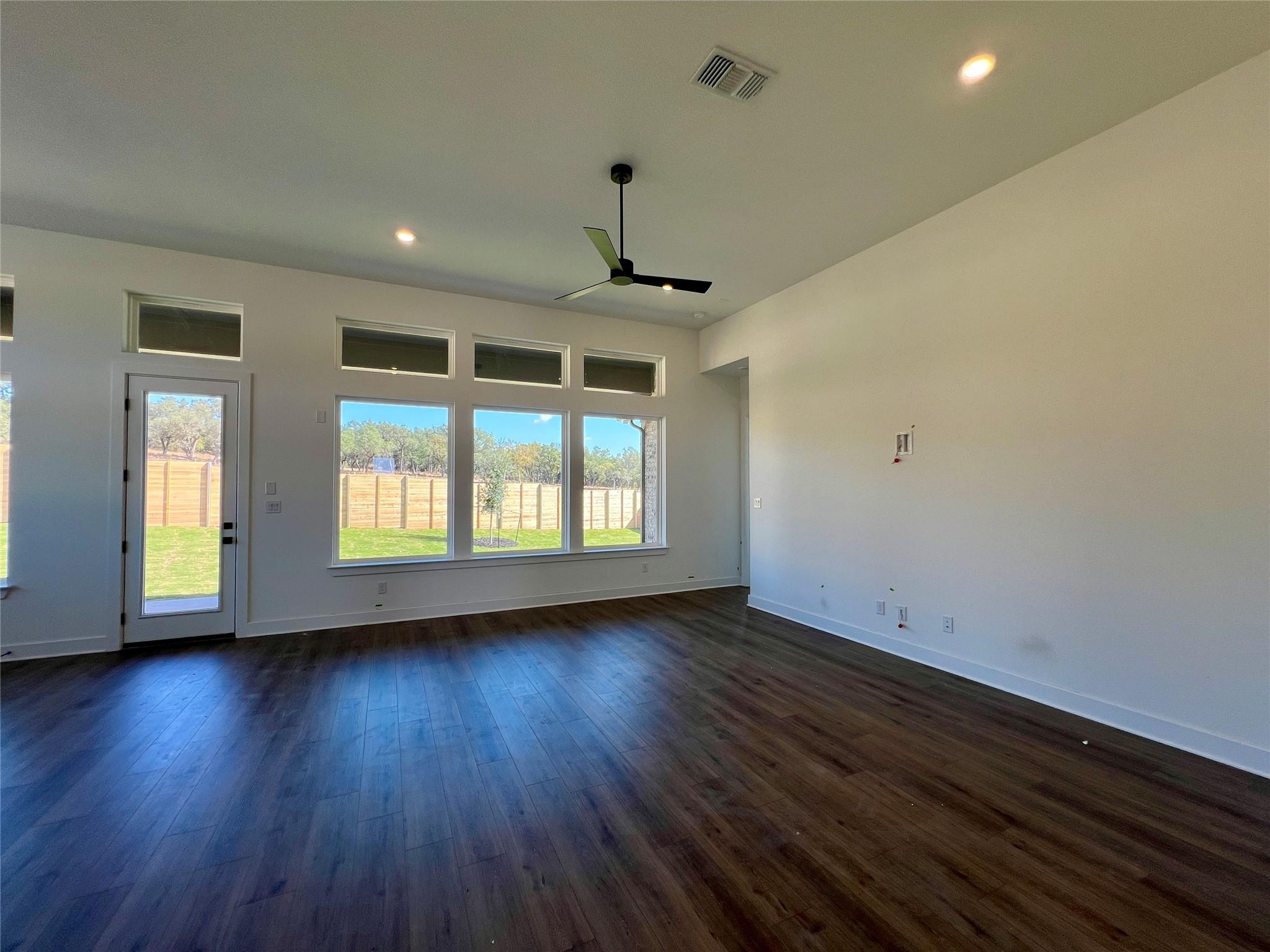 2001 Sundown Trl, Georgetown, TX 78628