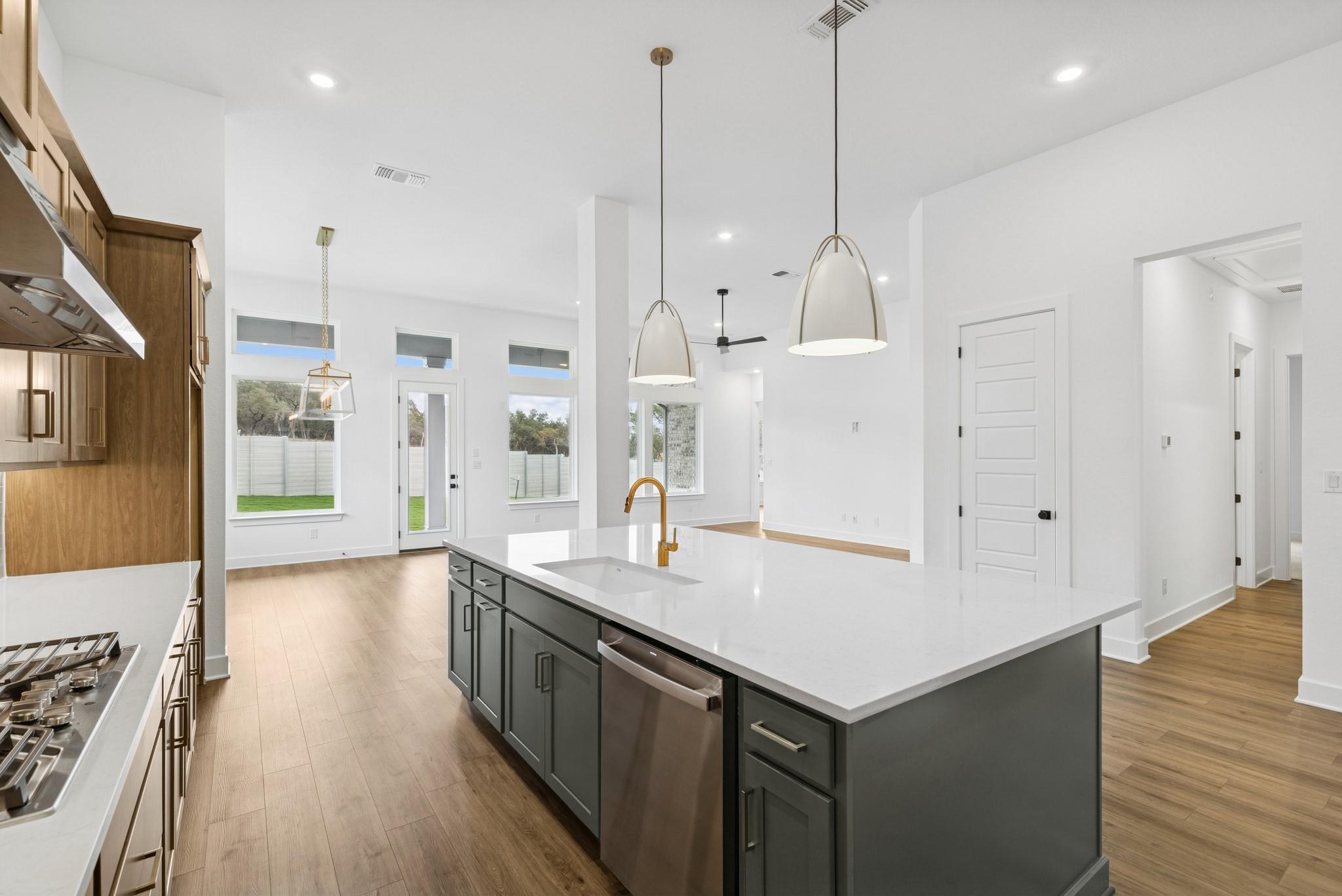 2001 Sundown Trl, Georgetown, TX 78628