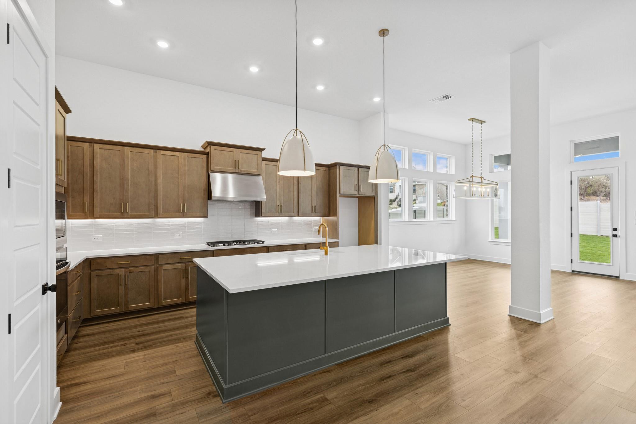 2001 Sundown Trl, Georgetown, TX 78628