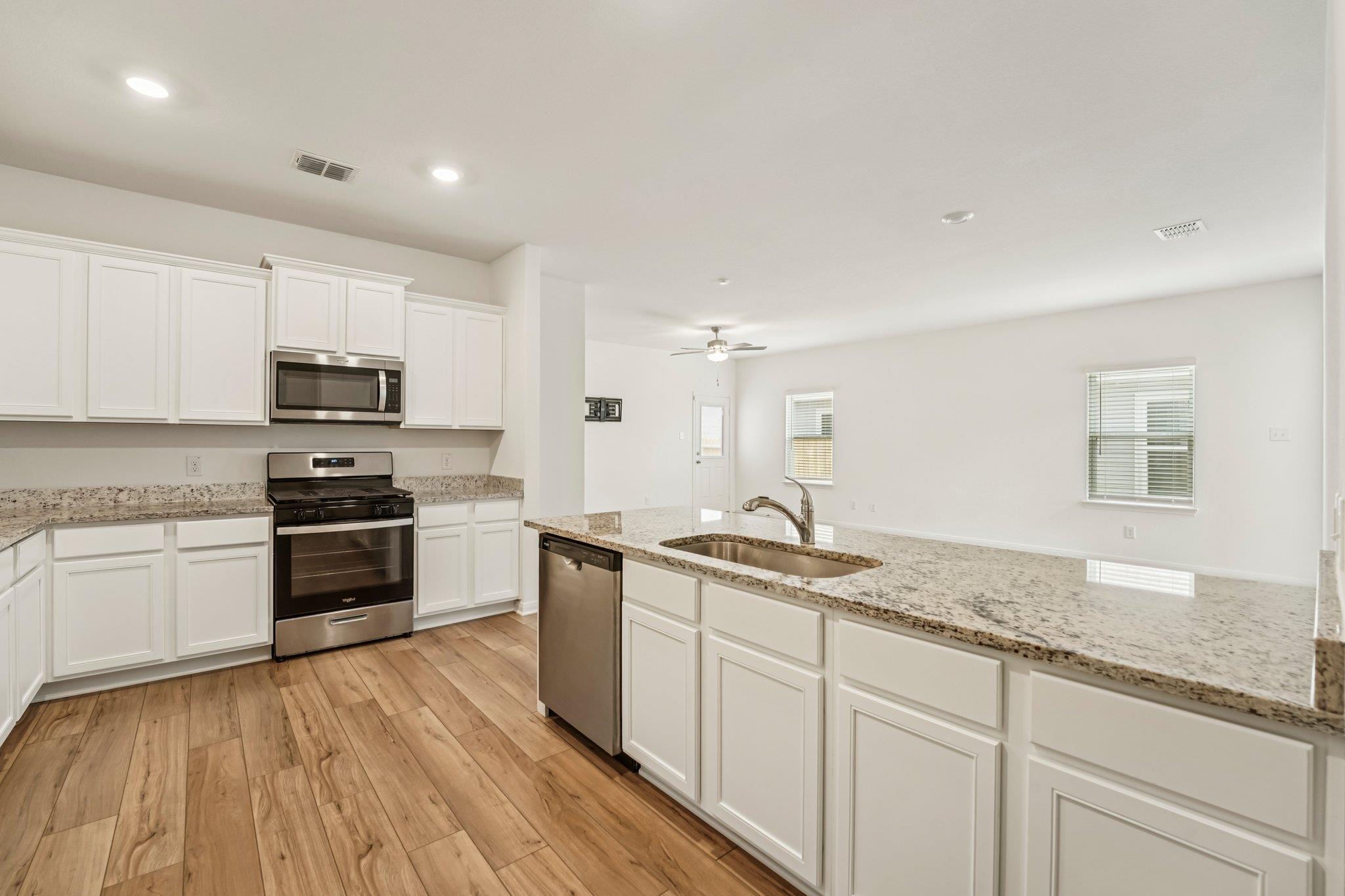 571 Aplite Pass, Maxwell, TX 78656