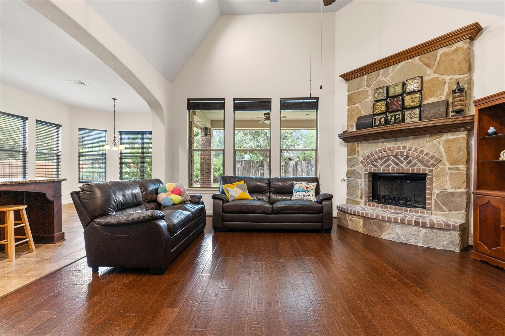 1916 Buffalo Speedway, Leander, TX 78641