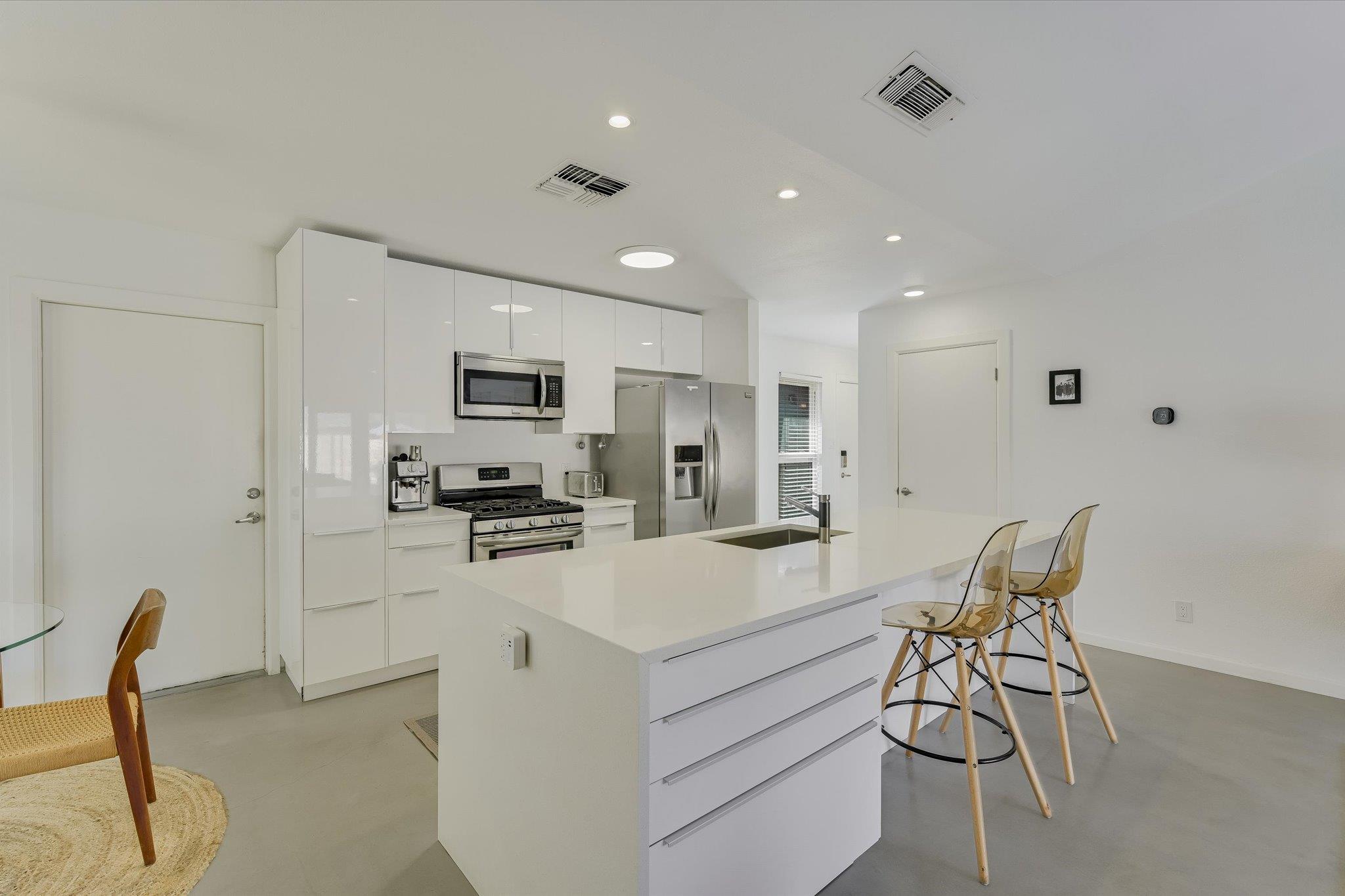 7400 Broken Arrow Ln, Austin, TX 78745