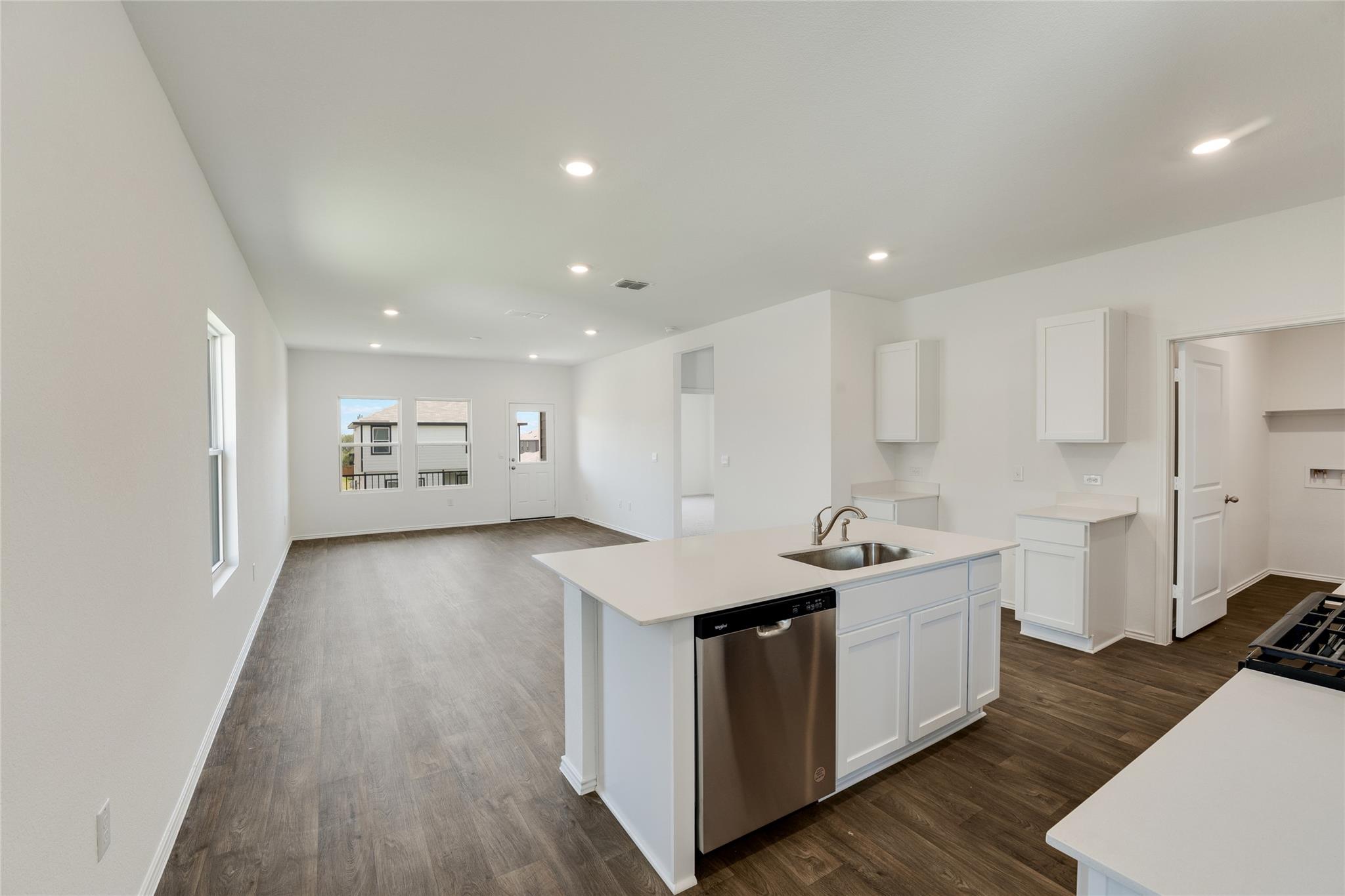 12206 Douglas Fir Cir, Mustang Ridge, TX 78610