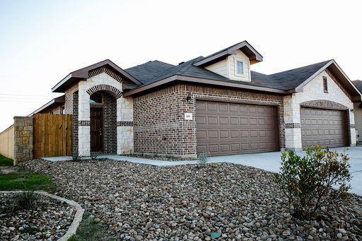 205 Hidden Springs Dr, Bastrop, TX 78602
