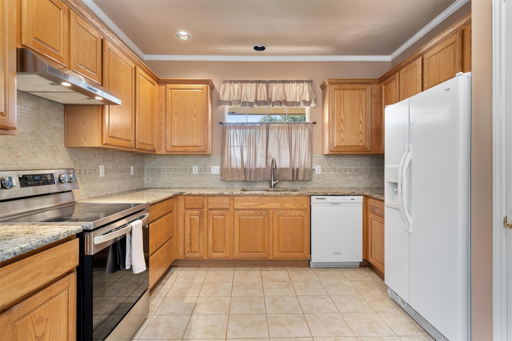 272 Red Poppy Trl, Georgetown, TX 78633