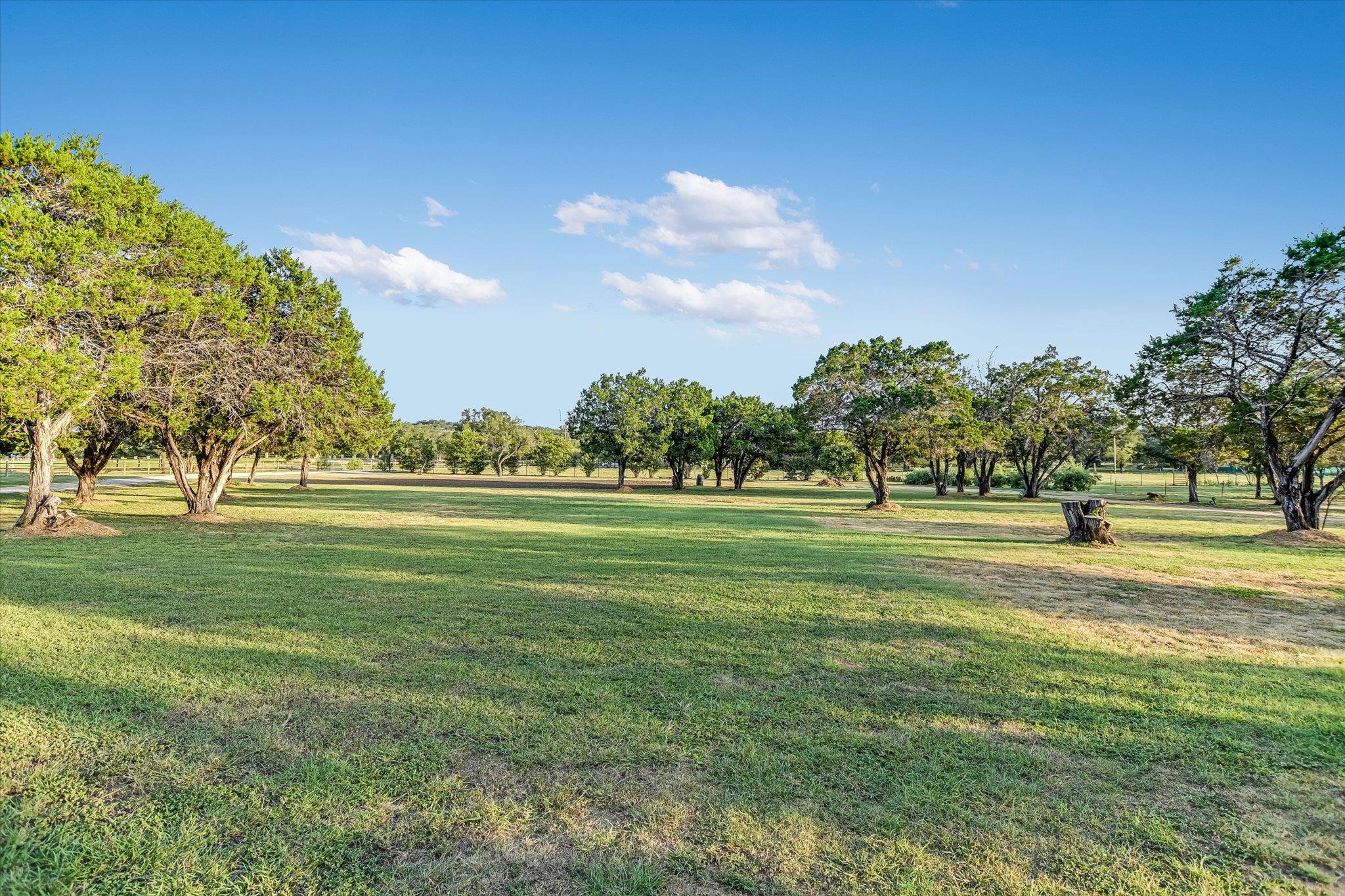 1005 County Road 414, Spicewood, TX 78669
