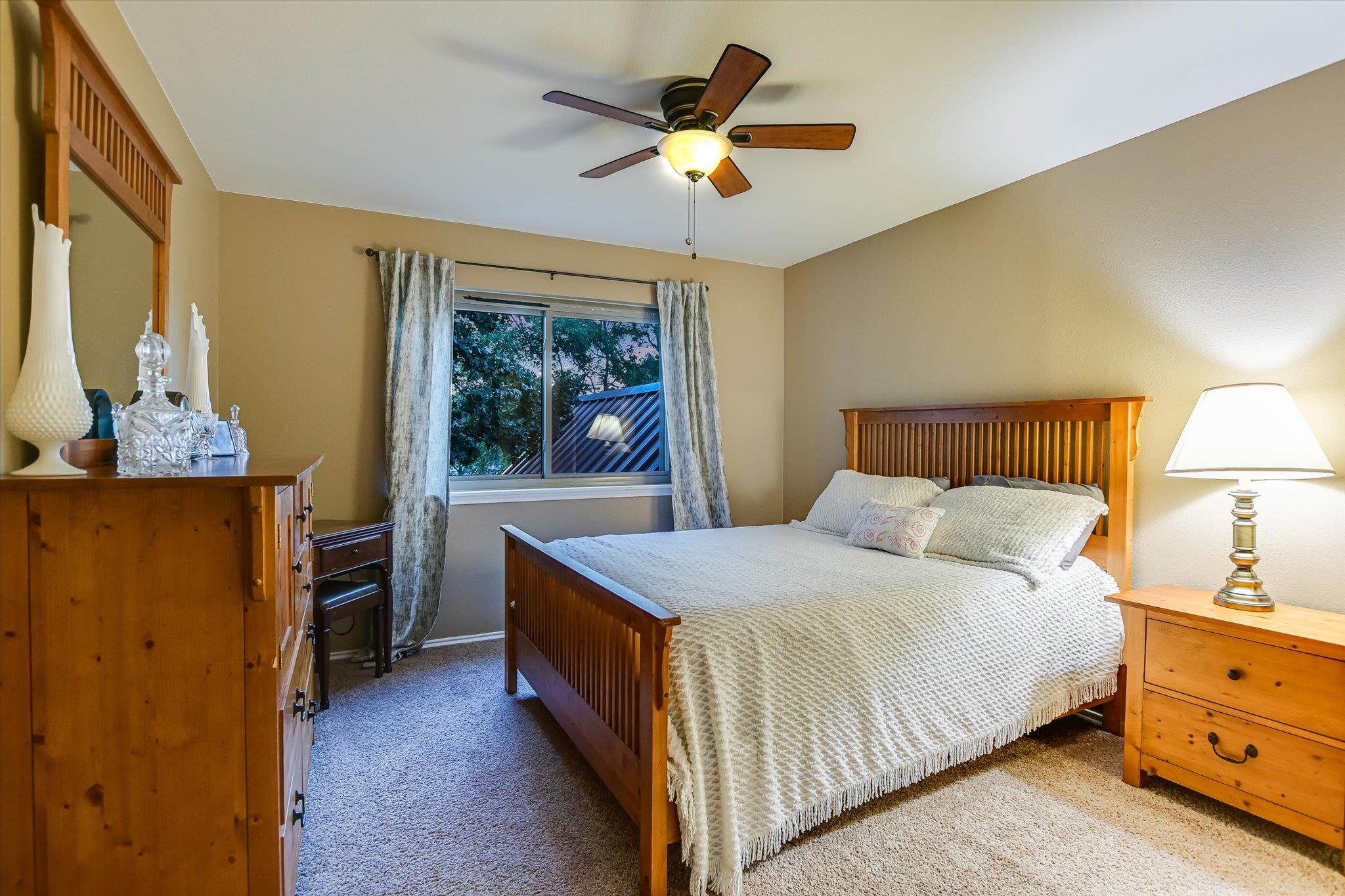 1005 County Road 414, Spicewood, TX 78669