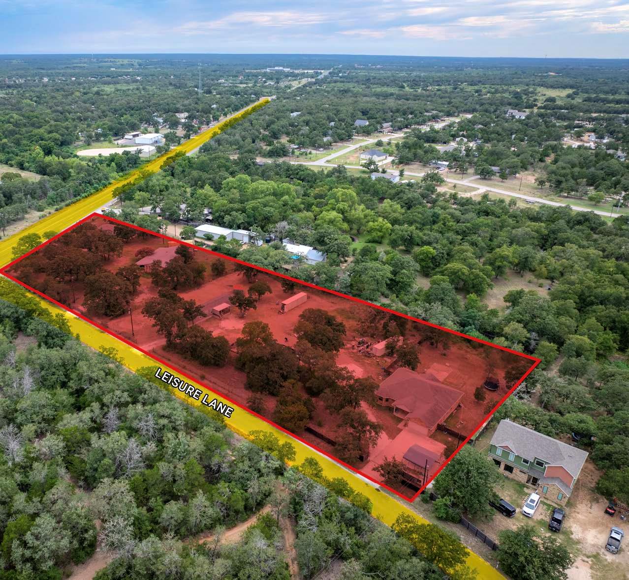 120 Leisure Ln, Cedar Creek, TX 78612