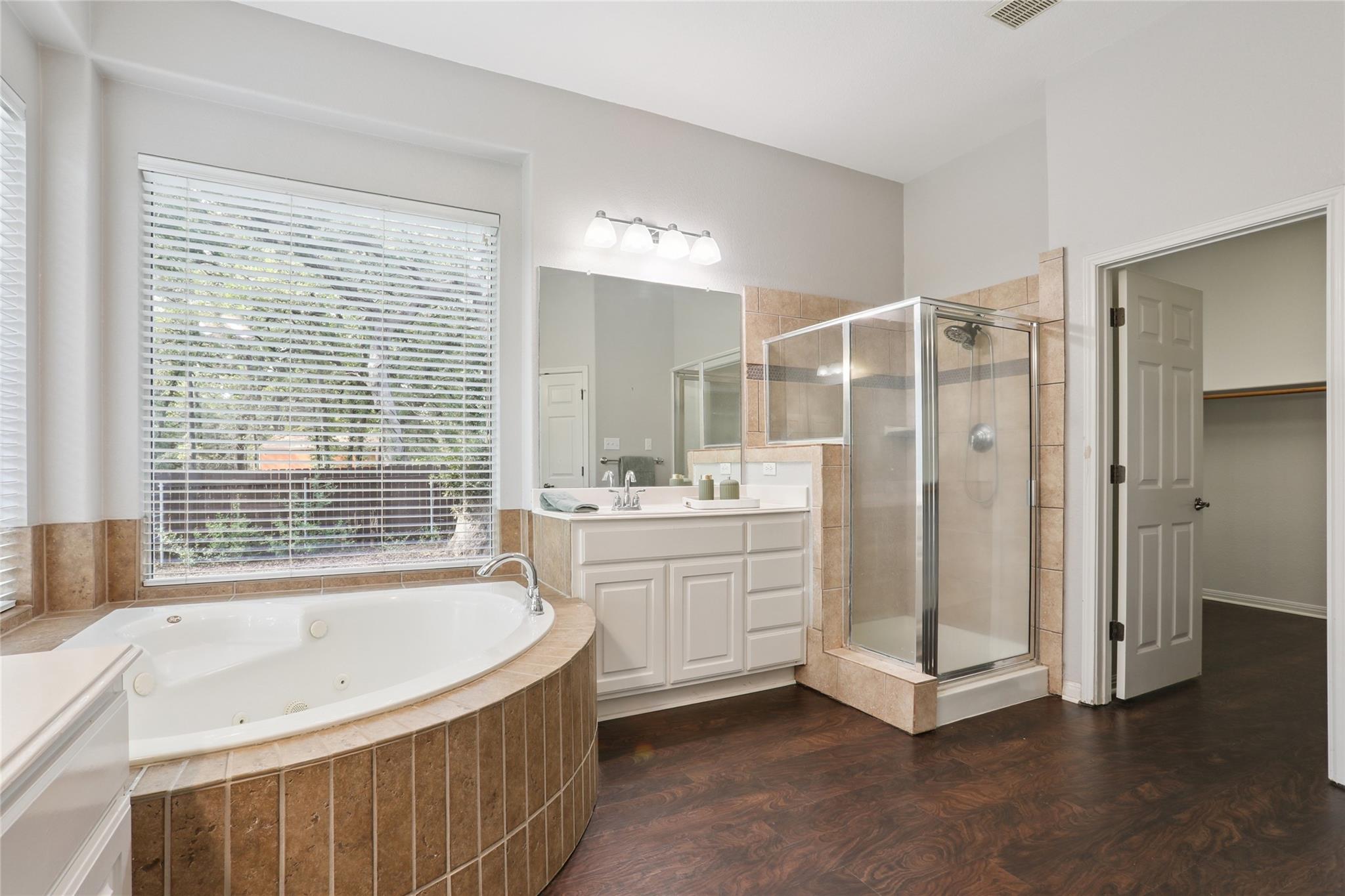 120 Juniper Trl, Elgin, TX 78621