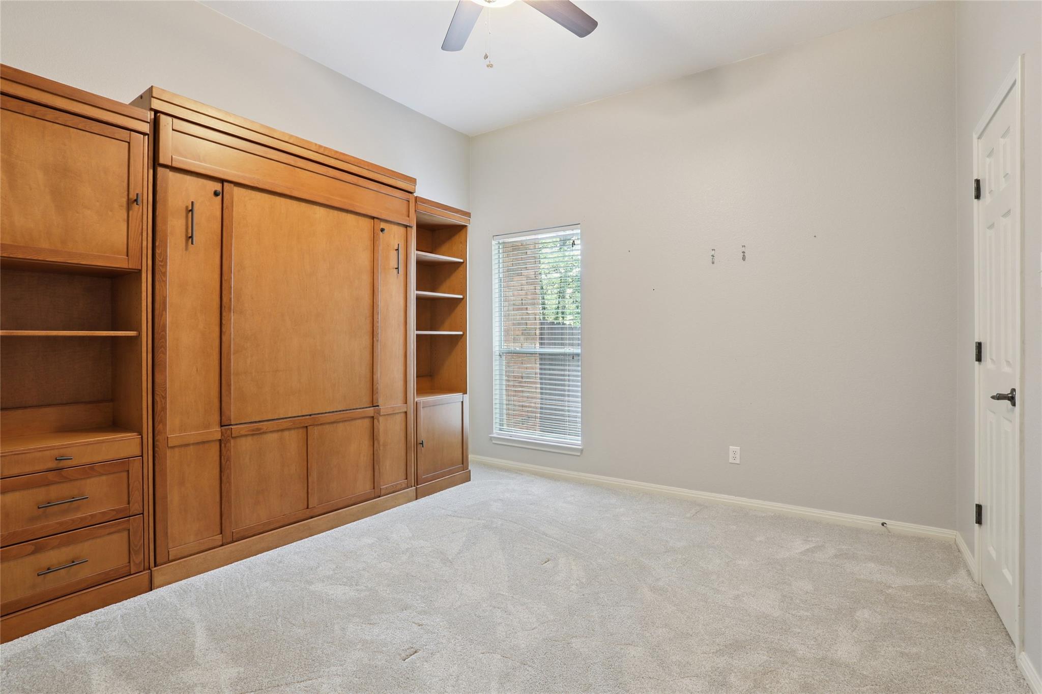 120 Juniper Trl, Elgin, TX 78621