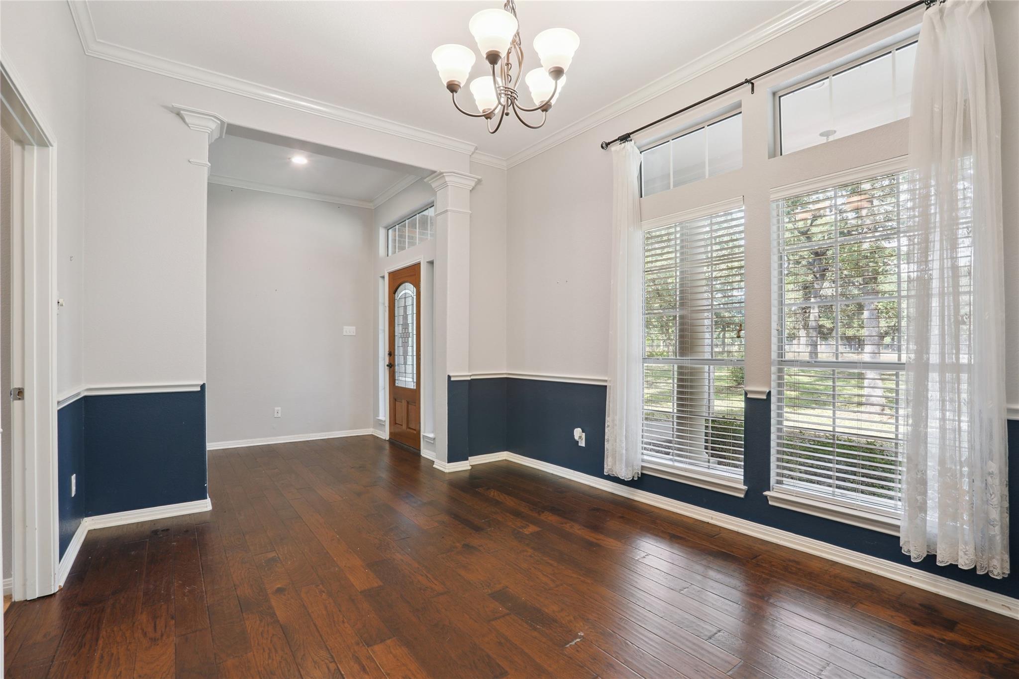 120 Juniper Trl, Elgin, TX 78621