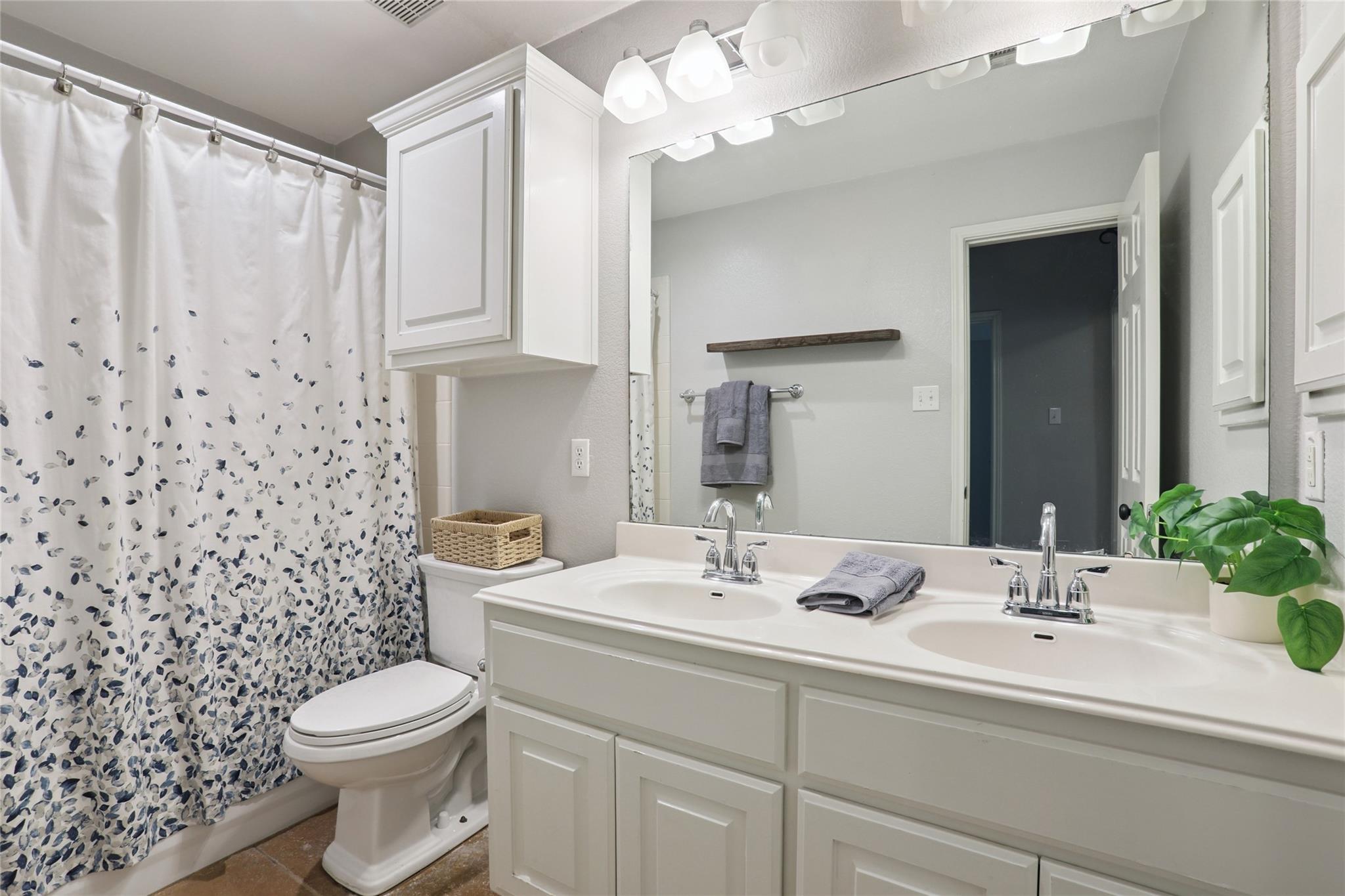 120 Juniper Trl, Elgin, TX 78621