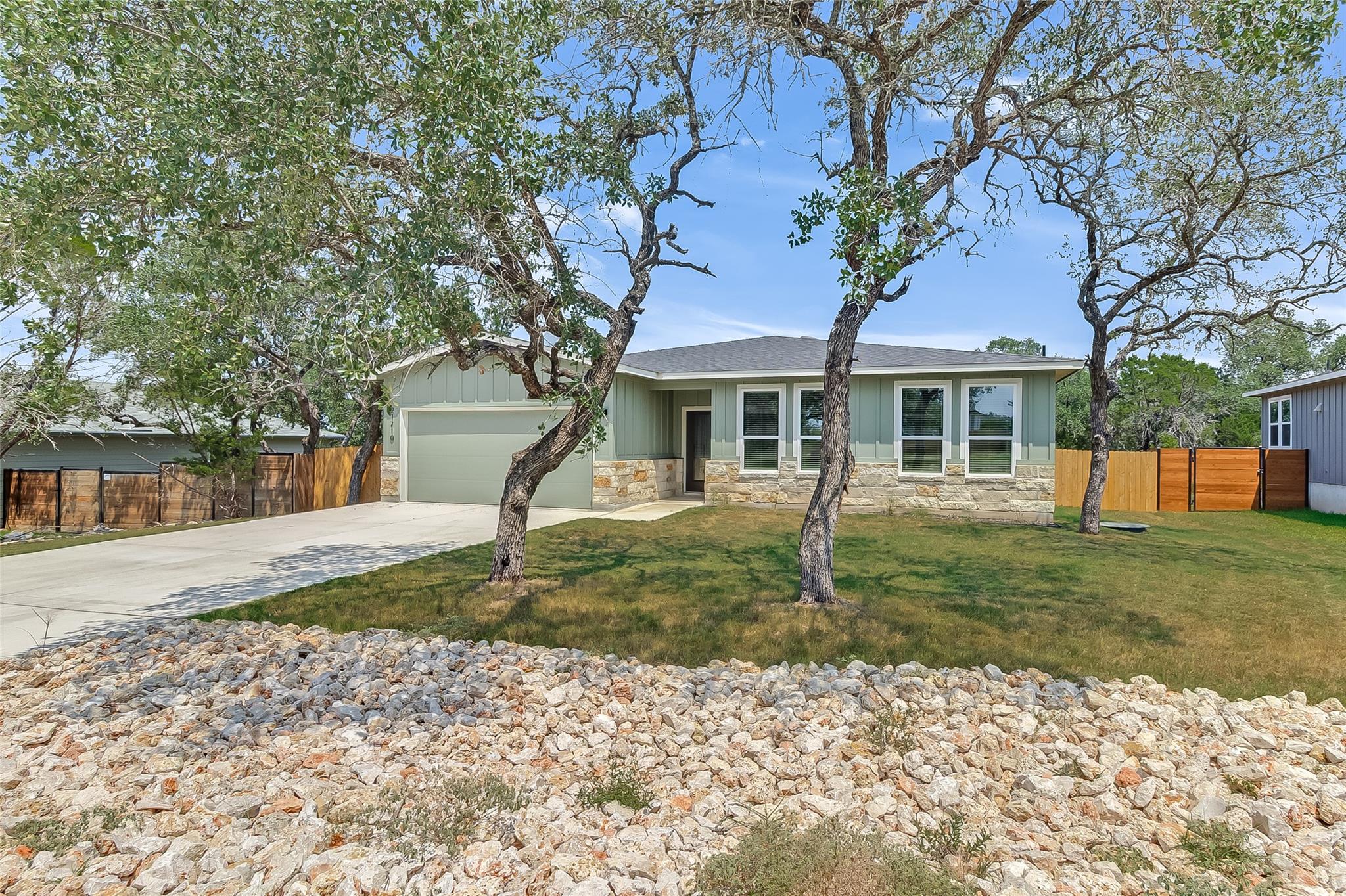 21710 Patton Ave, Lago Vista, TX 78645