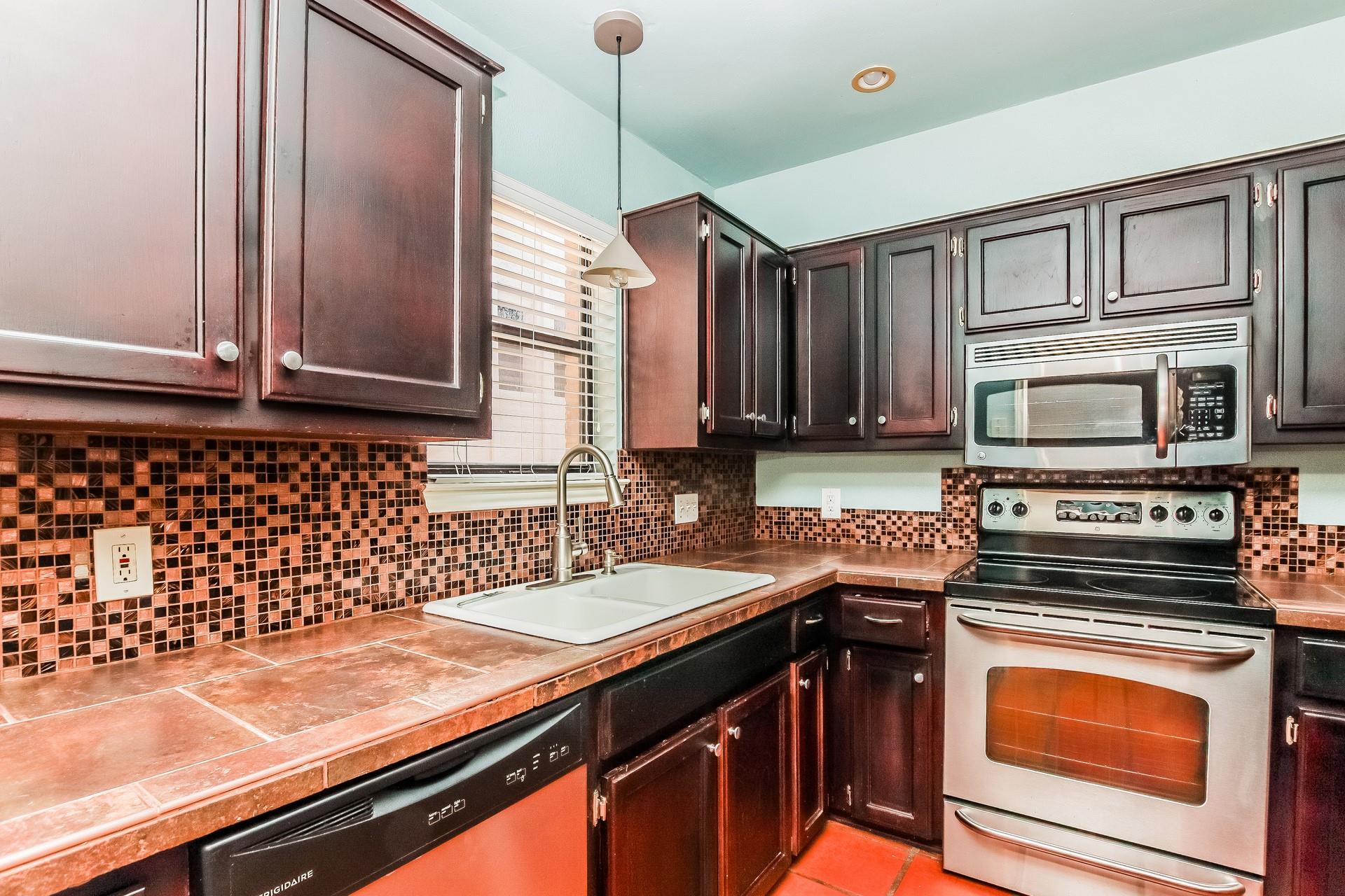 1404 Norwalk Ln # 103, Austin, TX 78703