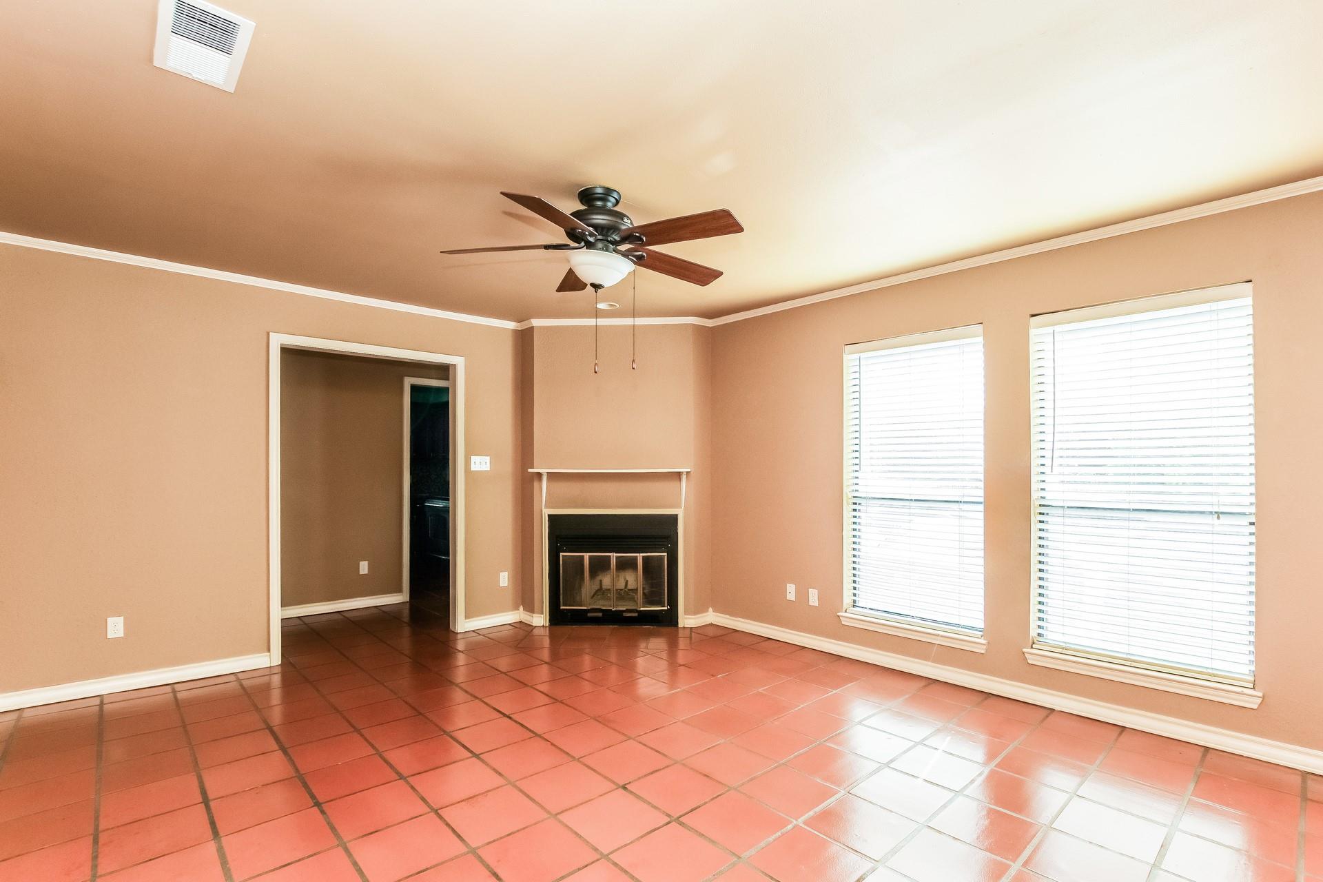 1404 Norwalk Ln # 103, Austin, TX 78703