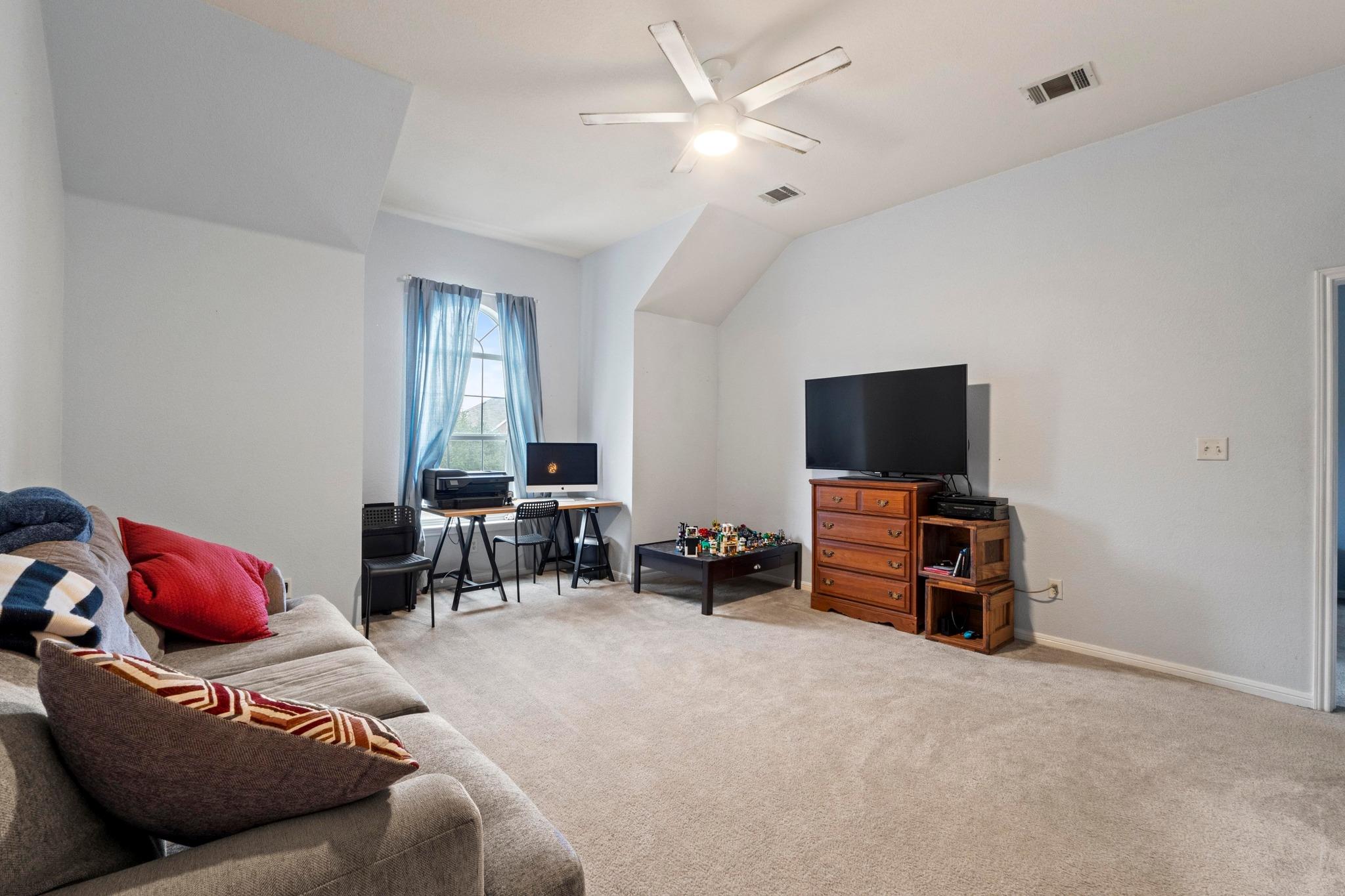 803 Windsor Hill Dr, Pflugerville, TX 78660