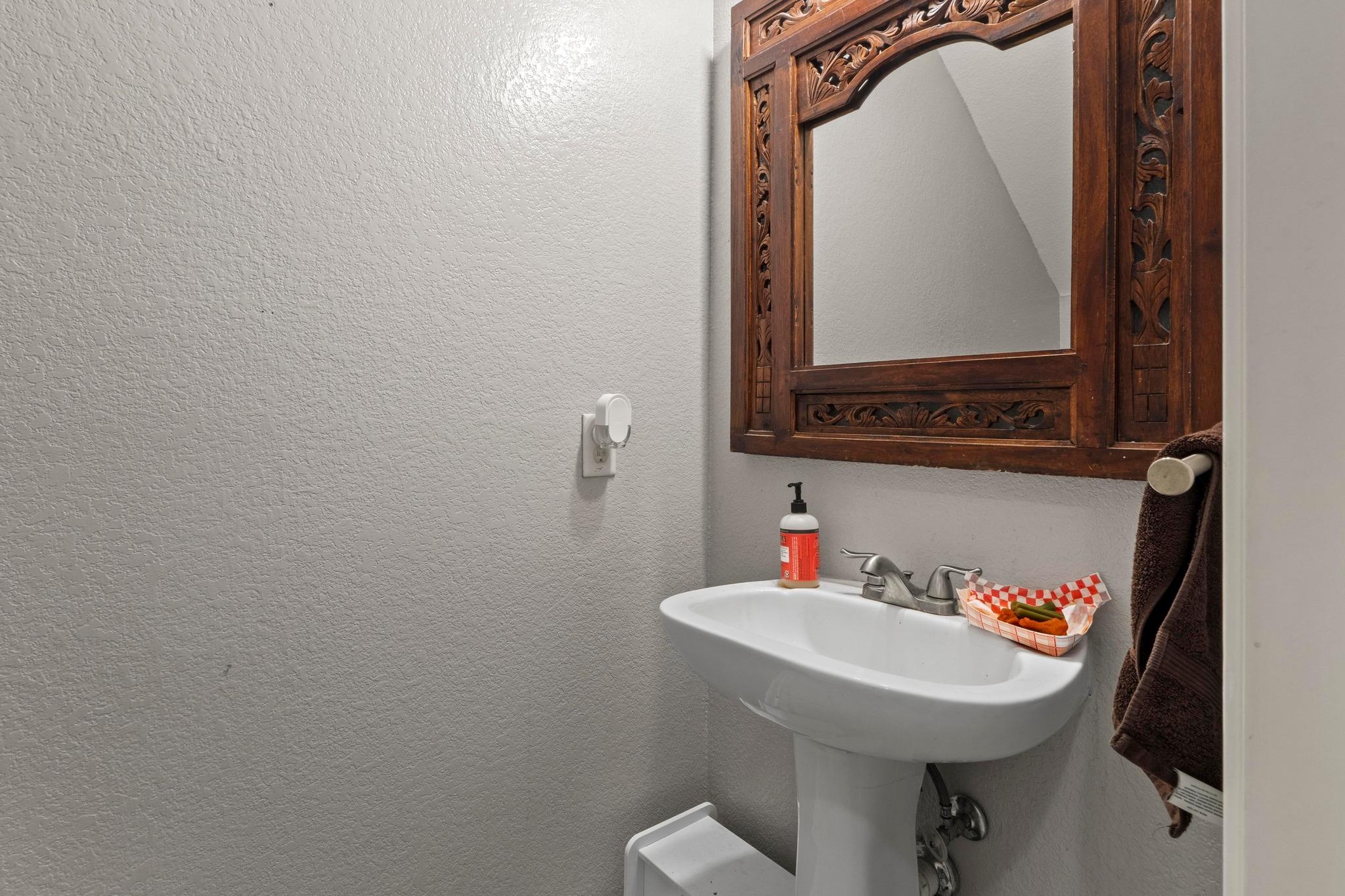 803 Windsor Hill Dr, Pflugerville, TX 78660