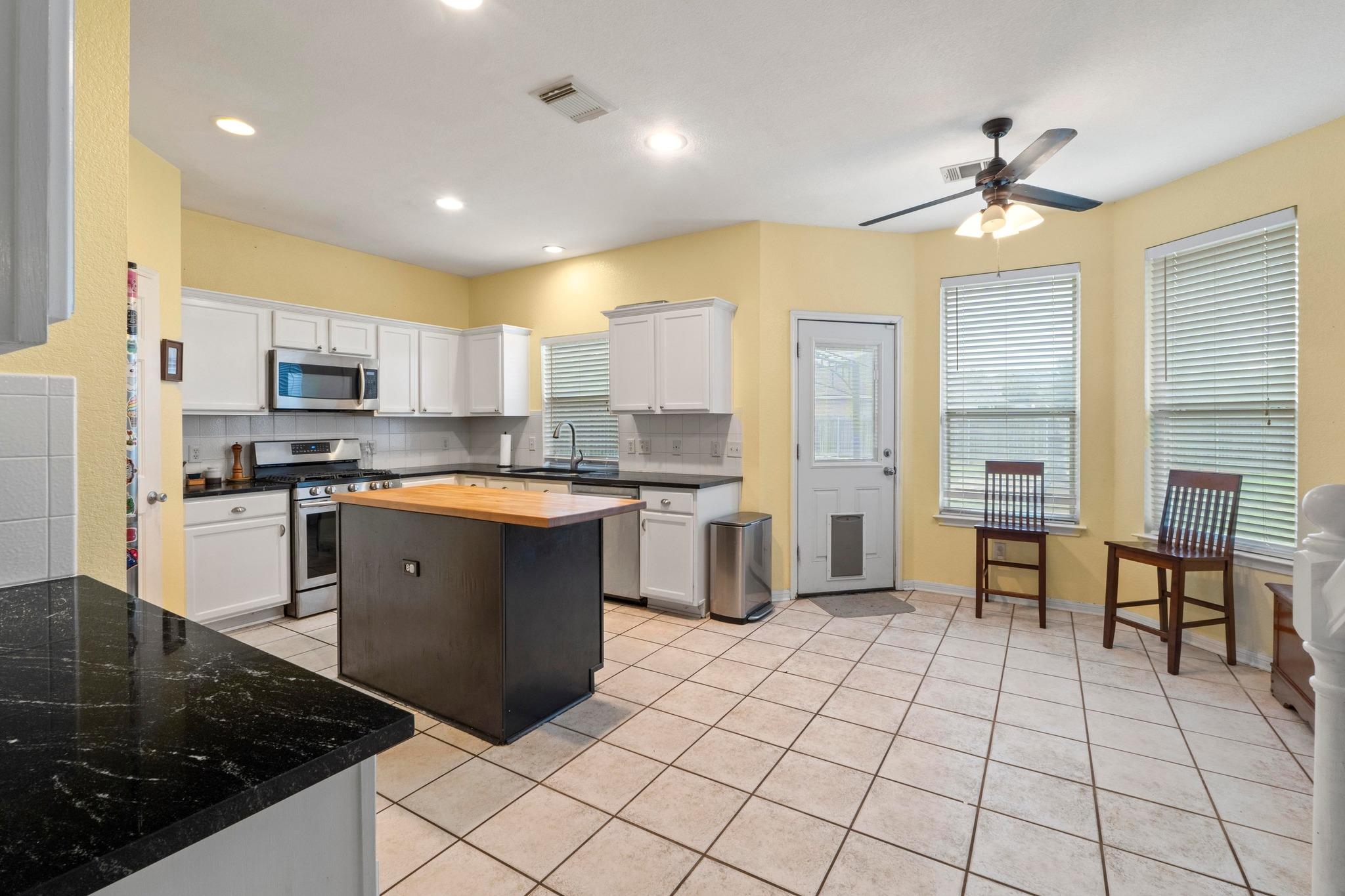 803 Windsor Hill Dr, Pflugerville, TX 78660