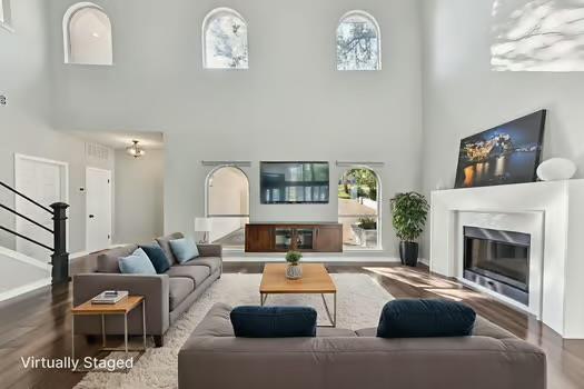 319 Hazeltine Dr, Lakeway, TX 78734