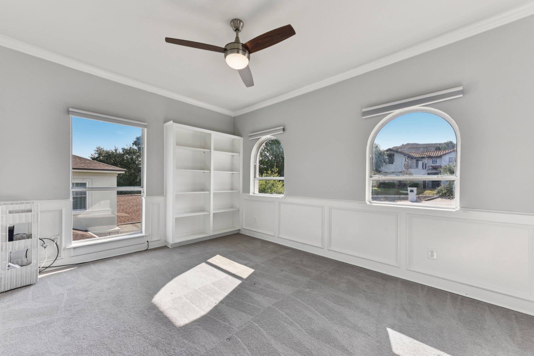 319 Hazeltine Dr, Lakeway, TX 78734