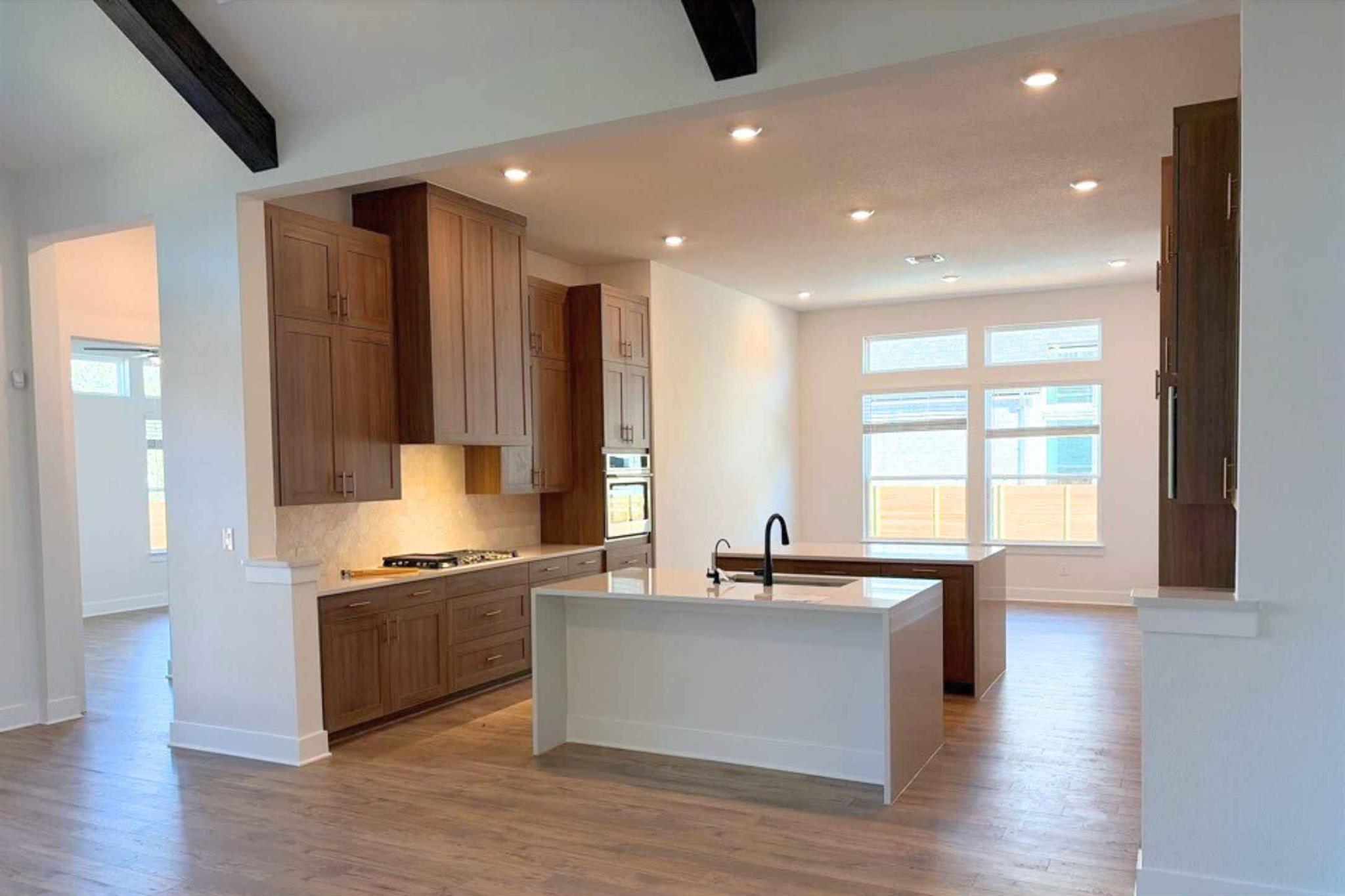 1006 Painted Horse Dr, Georgetown, TX 78633