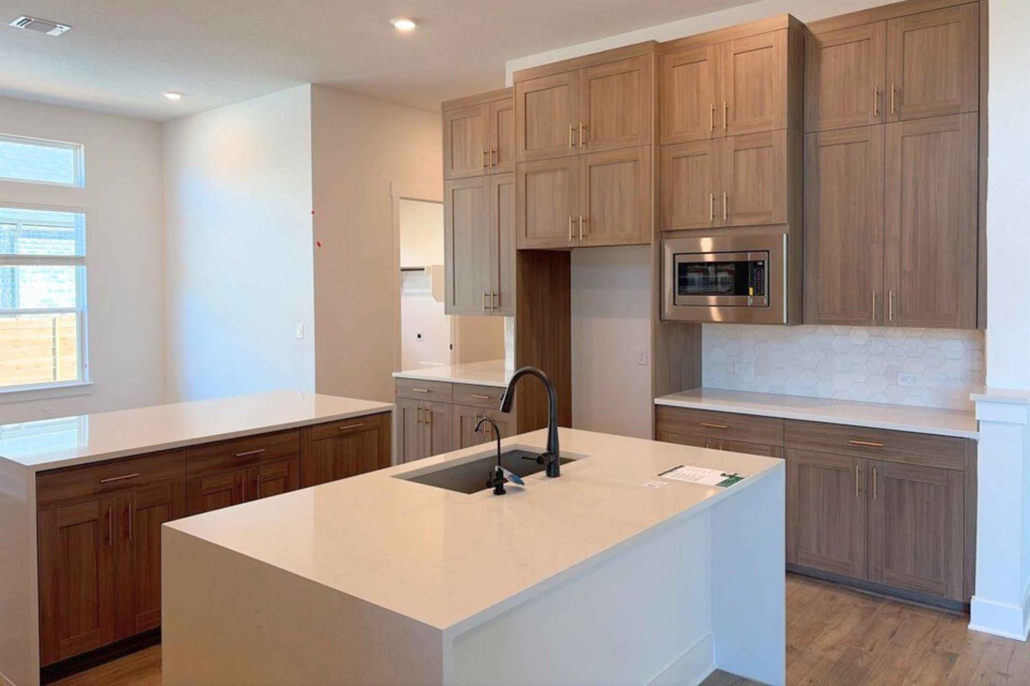 1006 Painted Horse Dr, Georgetown, TX 78633