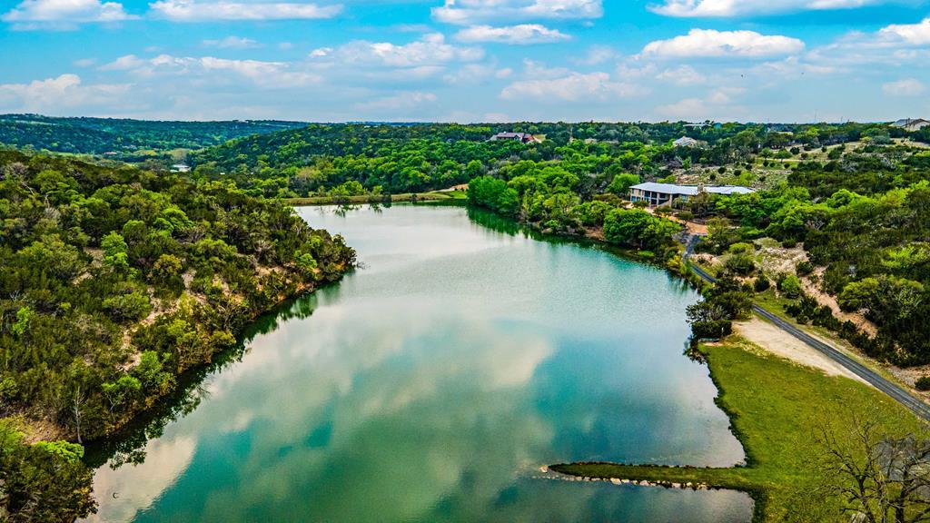 113 Indian Bluff Dr, Kerrville, TX 78028