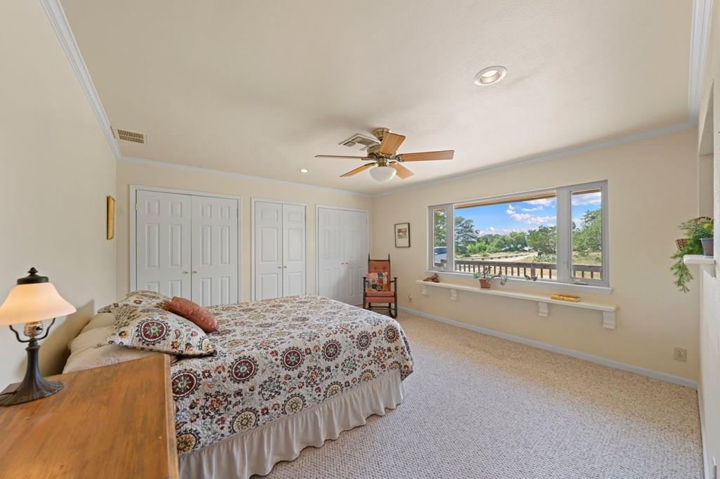 113 Indian Bluff Dr, Kerrville, TX 78028