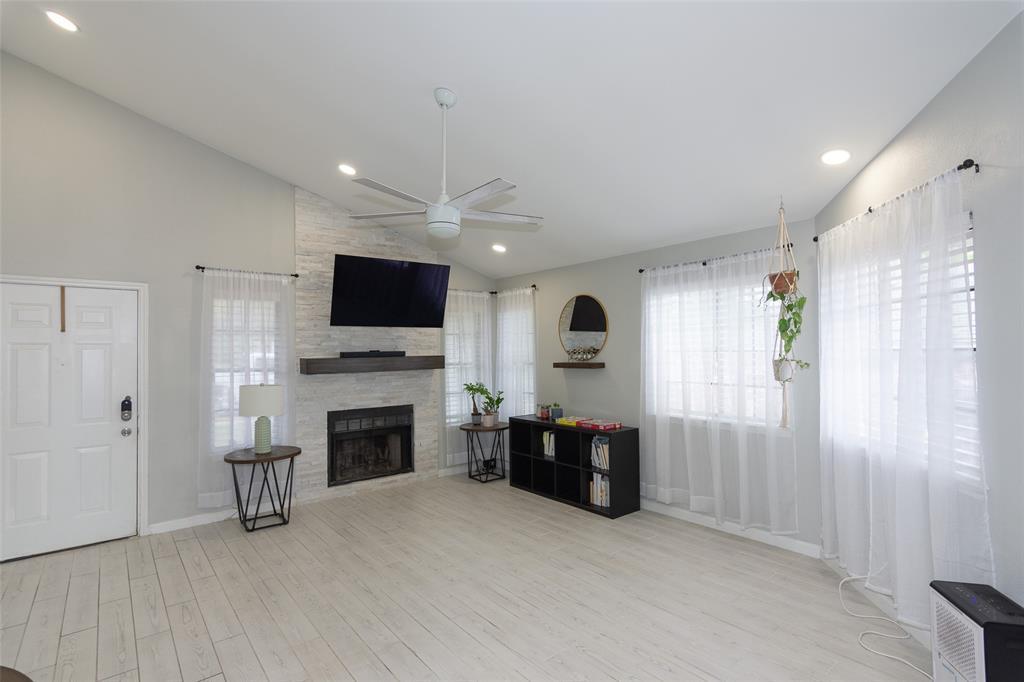 8903 Palace Pkwy, Austin, TX 78748