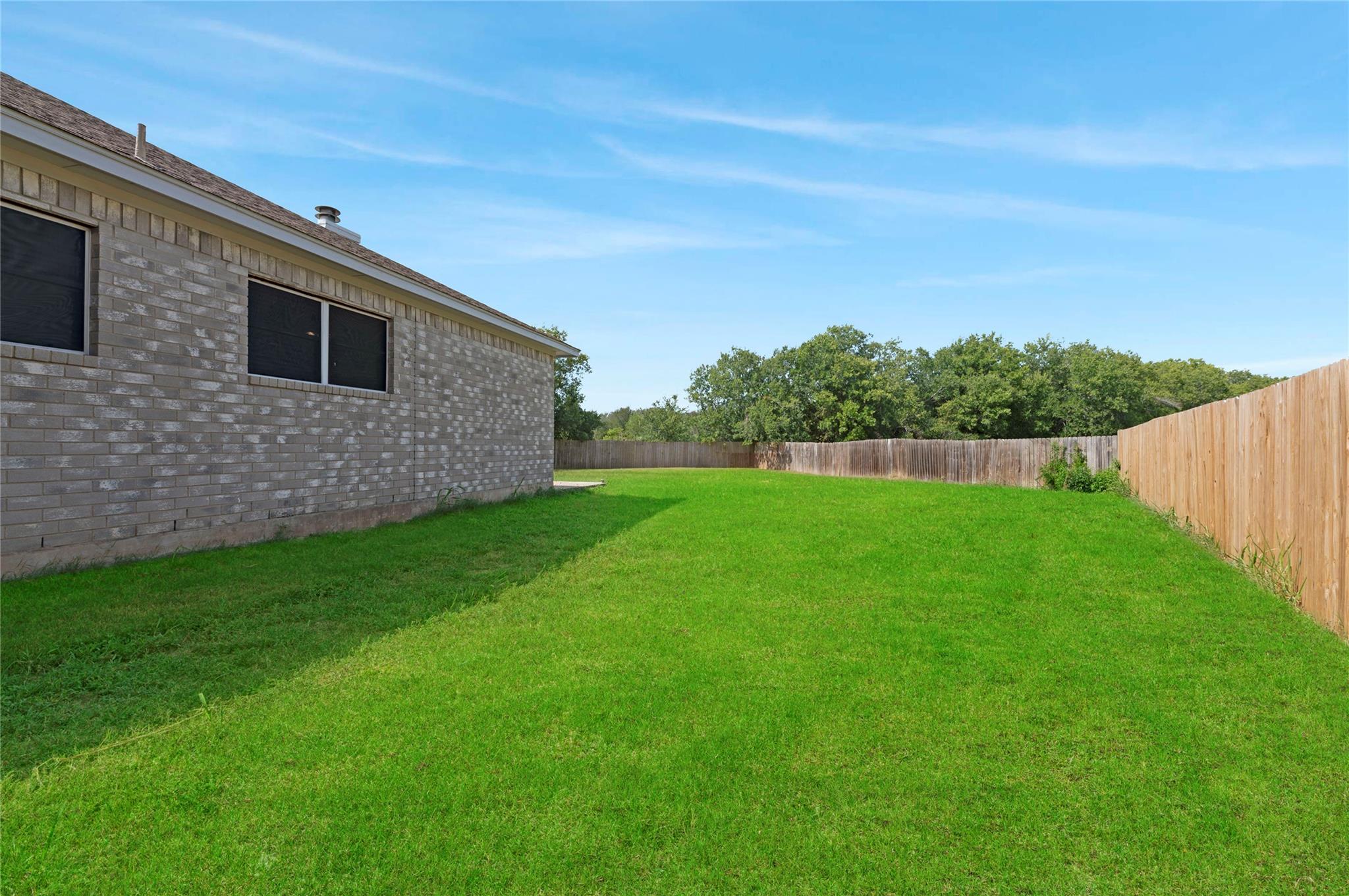 136 Shenandoah Trl, Elgin, TX 78621