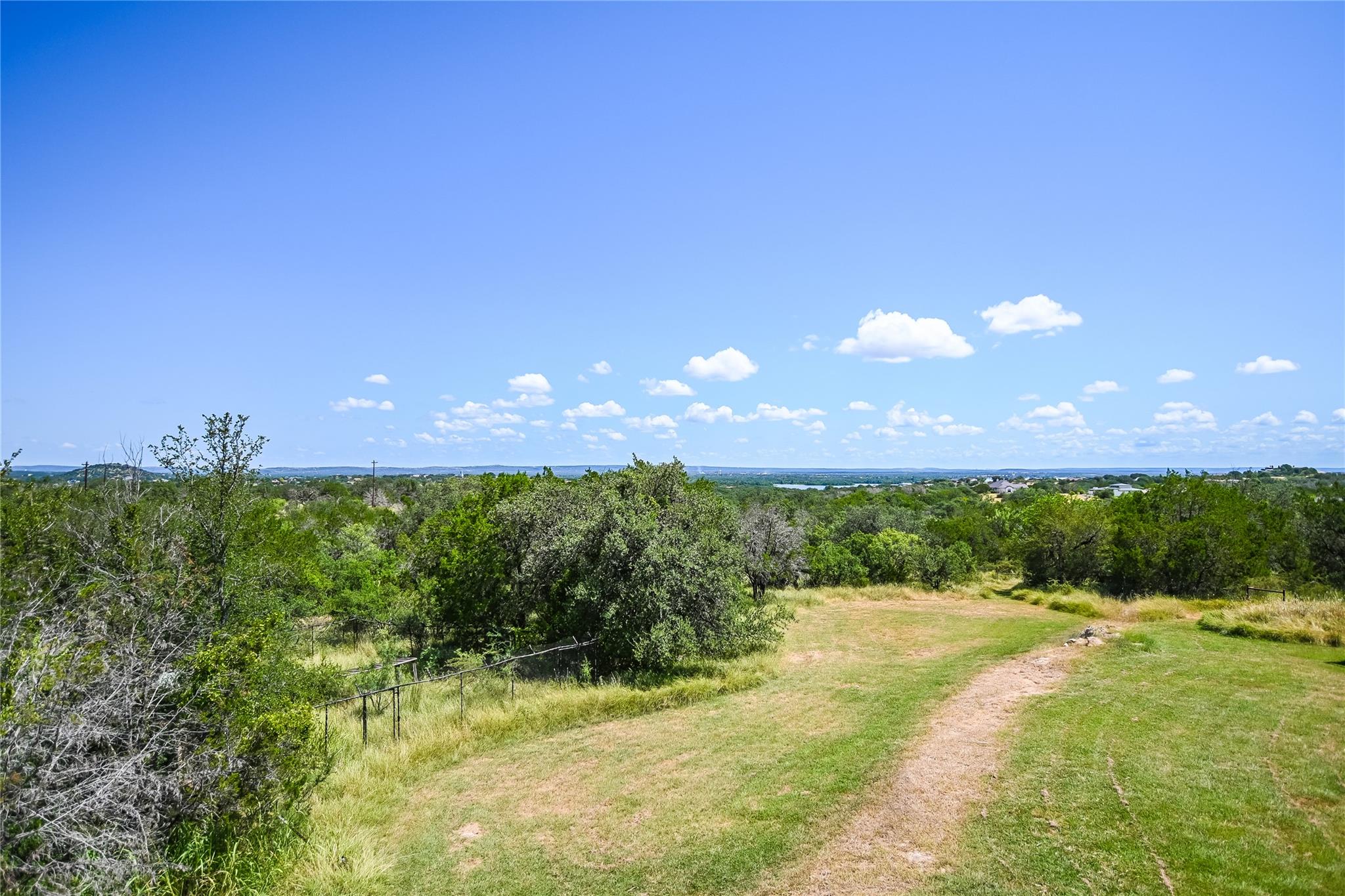 104 The Hills Ln, Horseshoe Bay, TX 78657