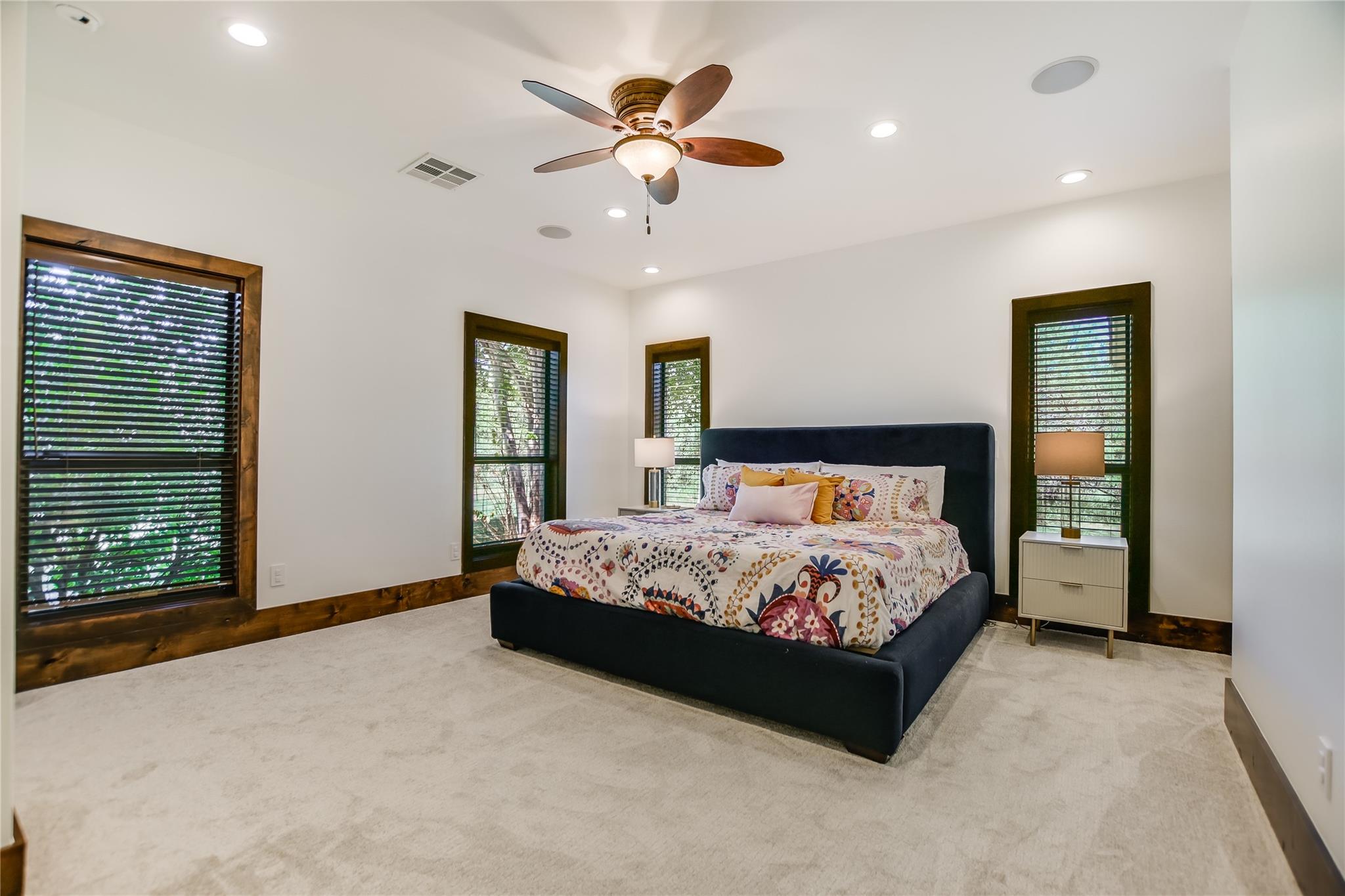 104 The Hills Ln, Horseshoe Bay, TX 78657