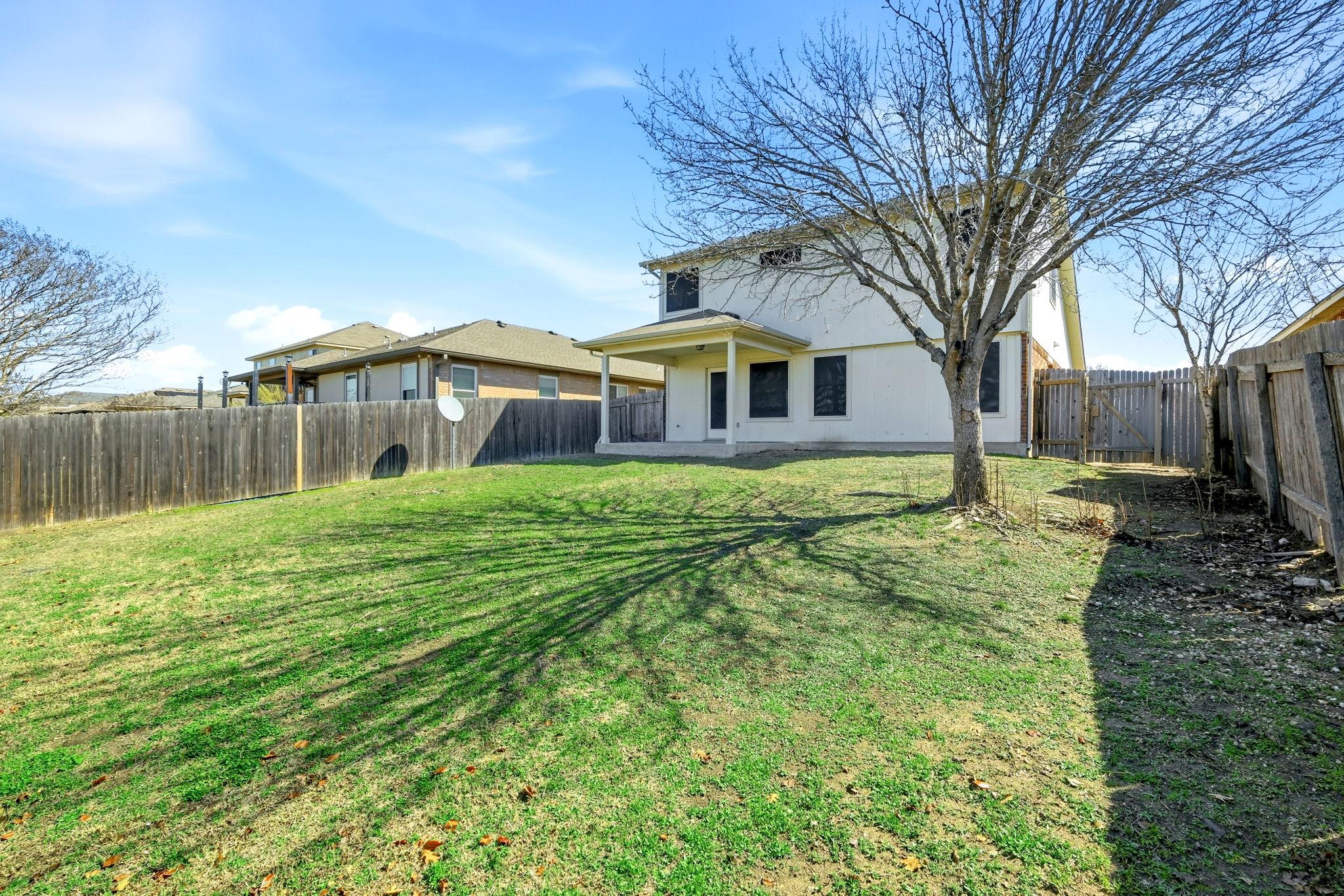 13516 Lyndon B. Johnson, Manor, TX 78653