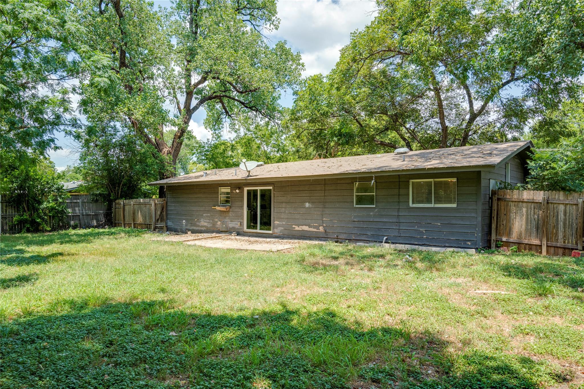 809 Neans Dr, Austin, TX 78758