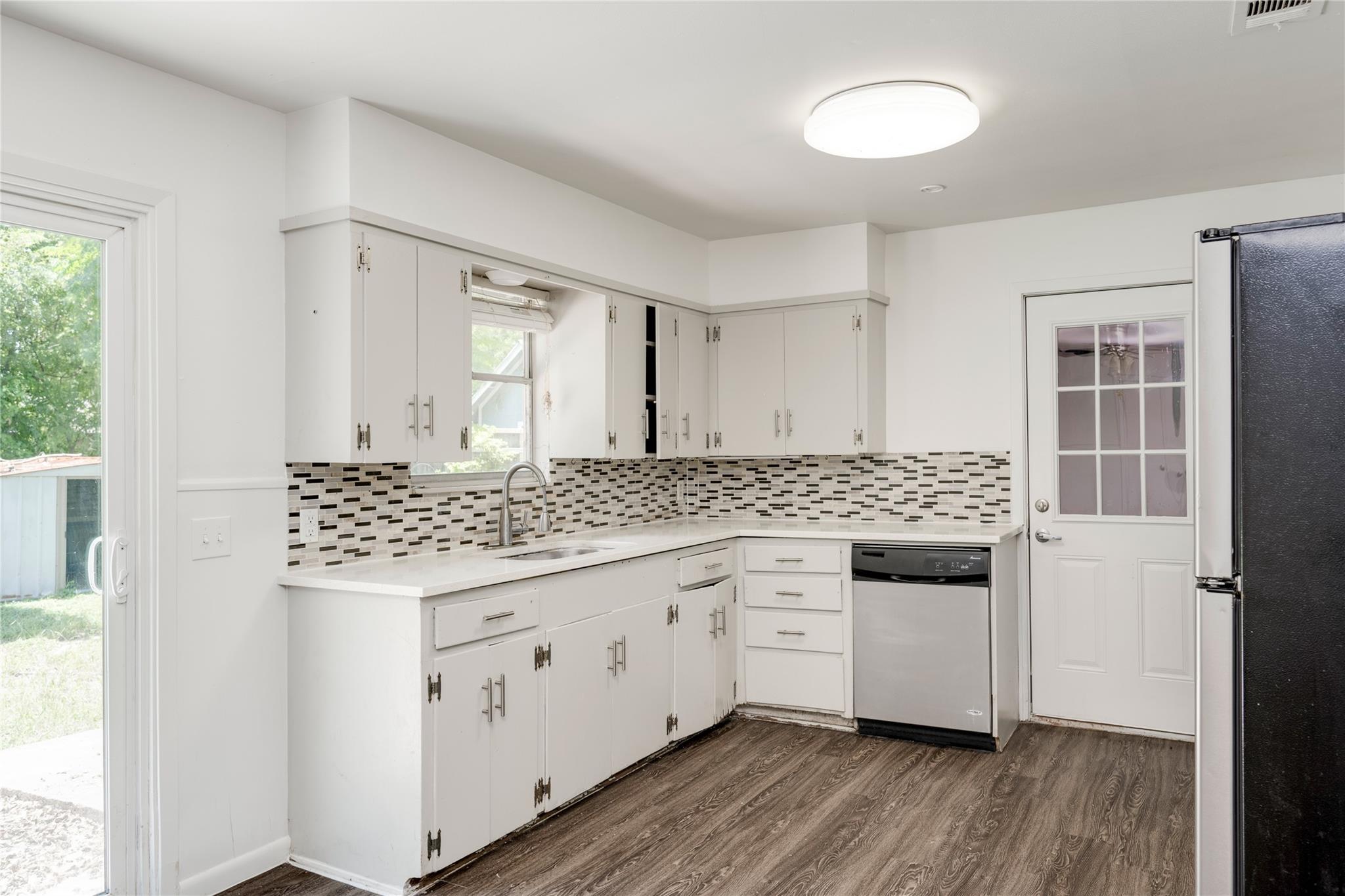 809 Neans Dr, Austin, TX 78758