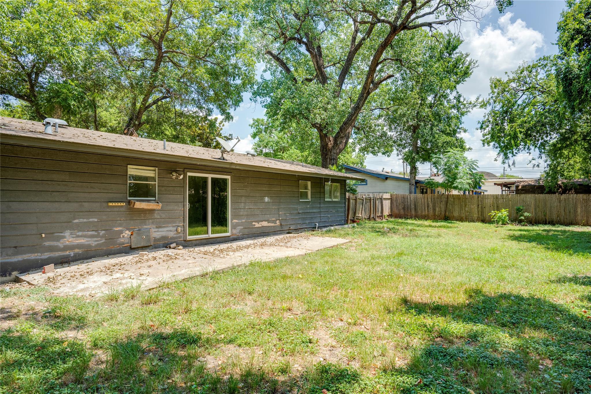 809 Neans Dr, Austin, TX 78758