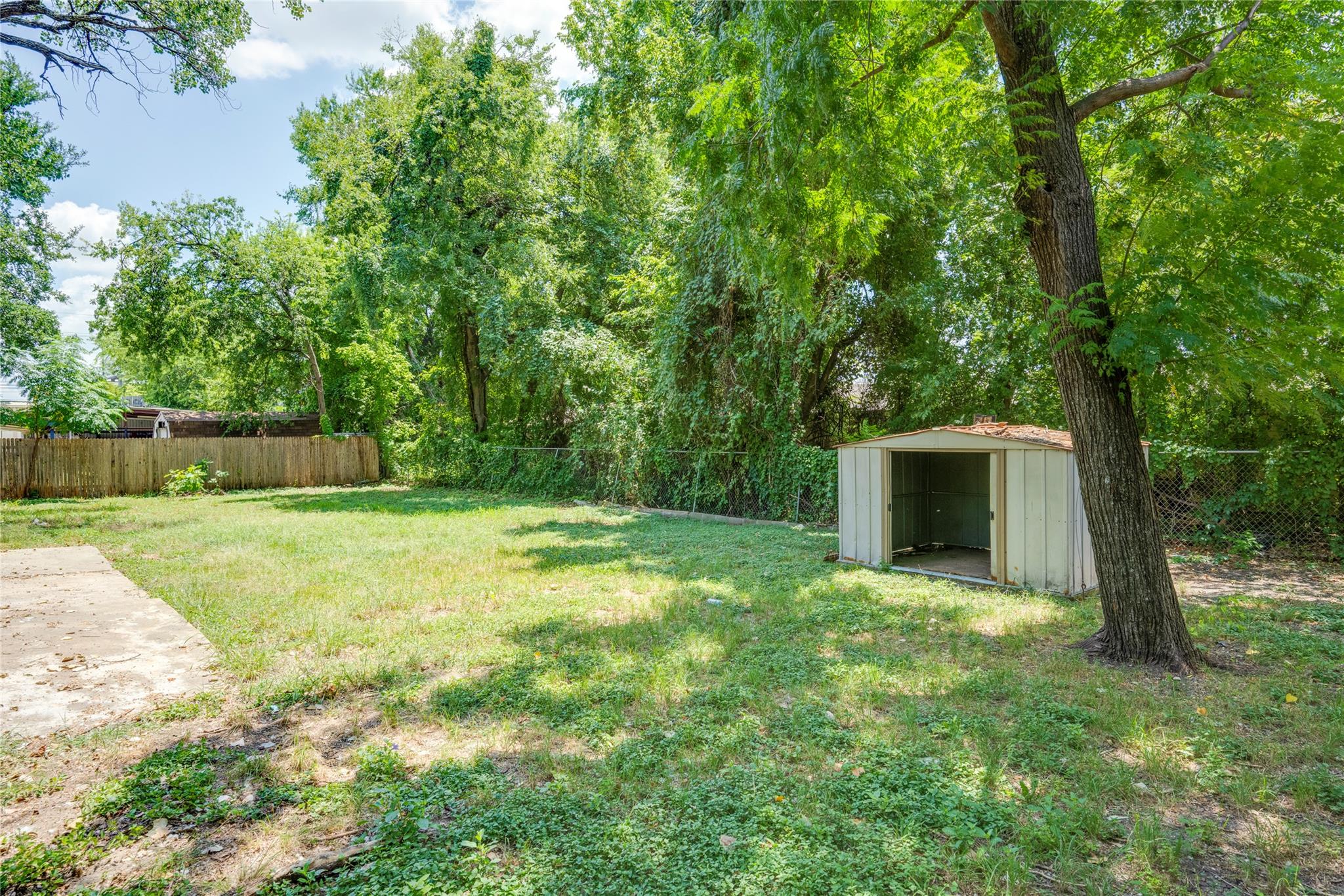 809 Neans Dr, Austin, TX 78758