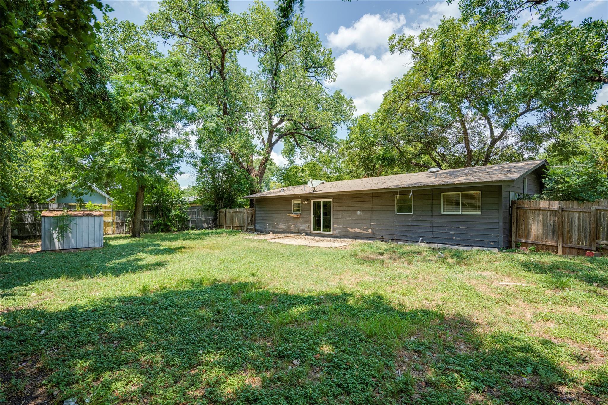 809 Neans Dr, Austin, TX 78758