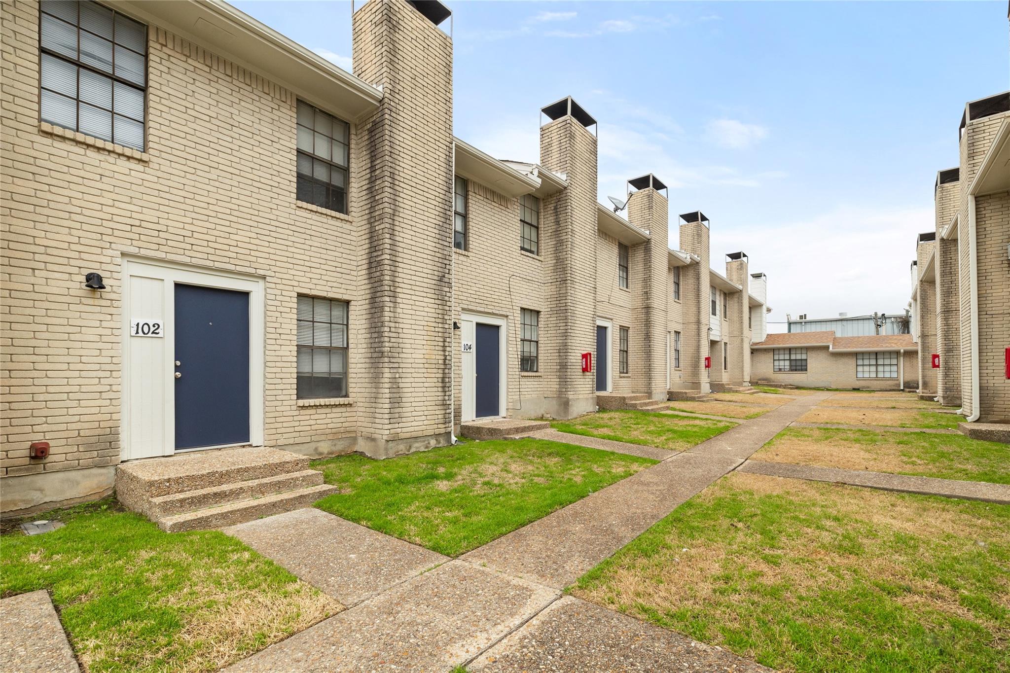 210 Lake Dr W # 116, Taylor, TX 76574