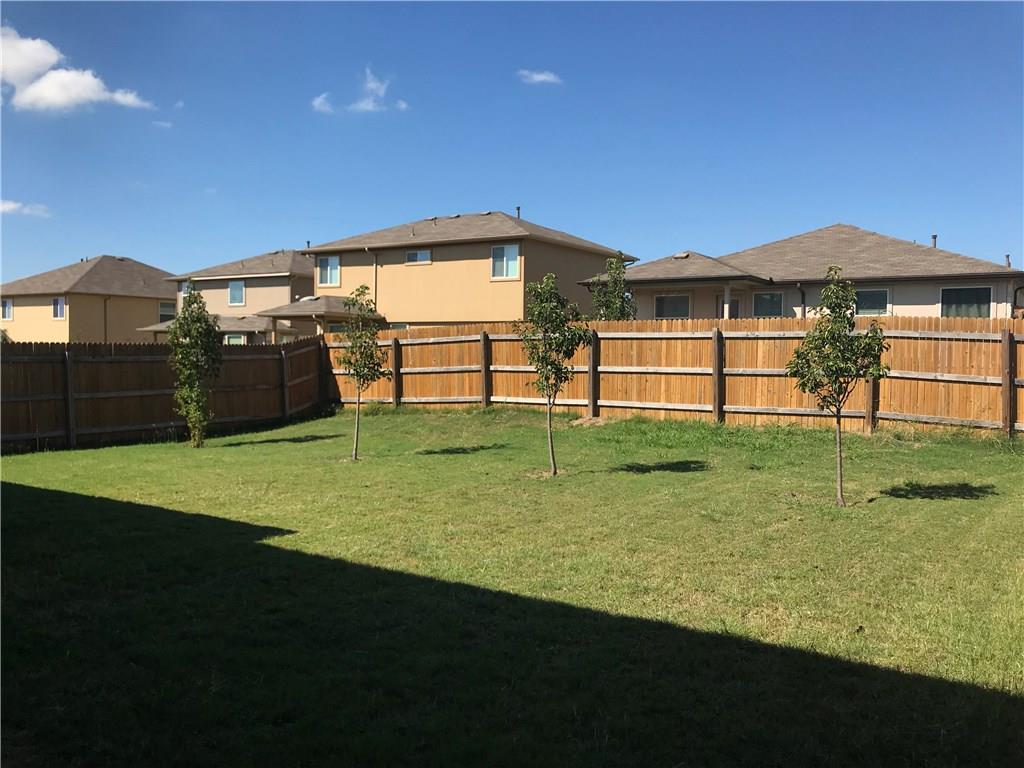 151 Chickadee Cv, Kyle, TX 78640