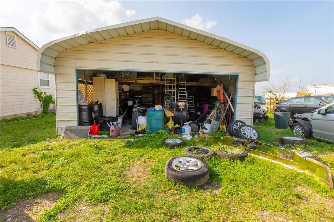 1629 County Road 107 Rd, Hutto, TX 78634