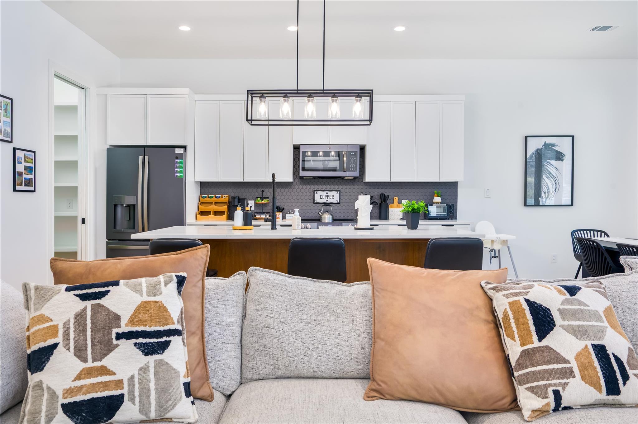 170 Akaloa Ln, Bastrop, TX 78602