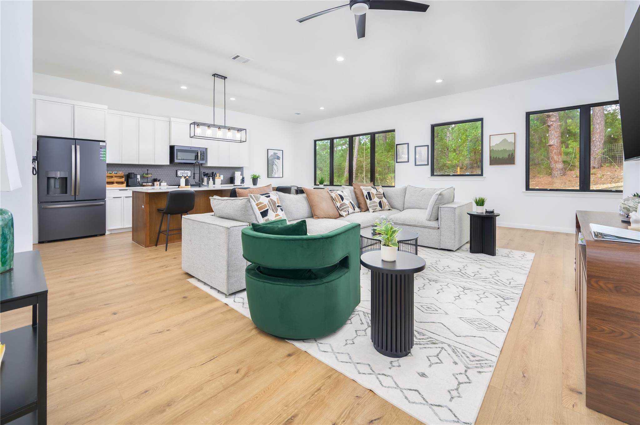 170 Akaloa Ln, Bastrop, TX 78602