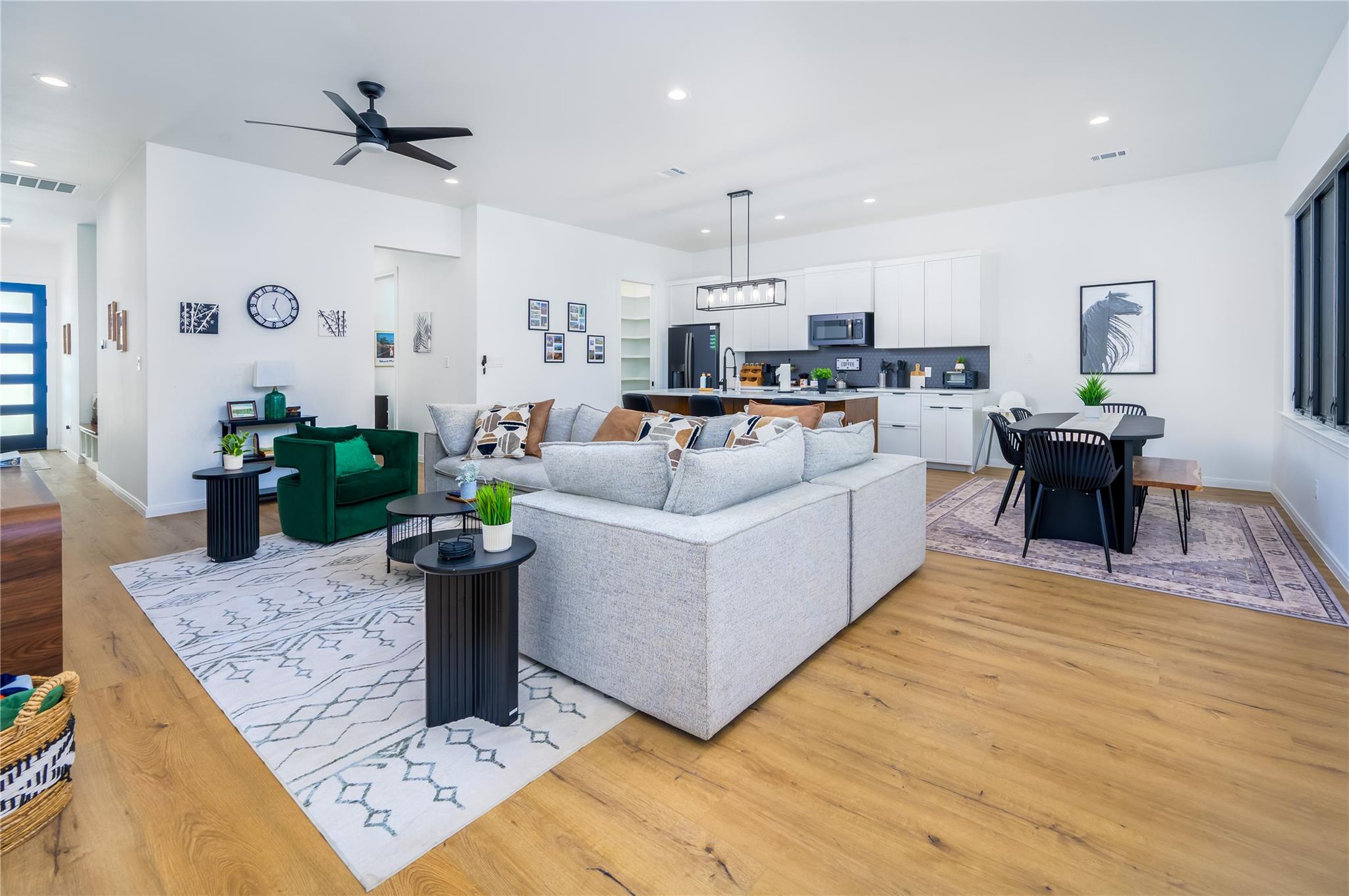 170 Akaloa Ln, Bastrop, TX 78602