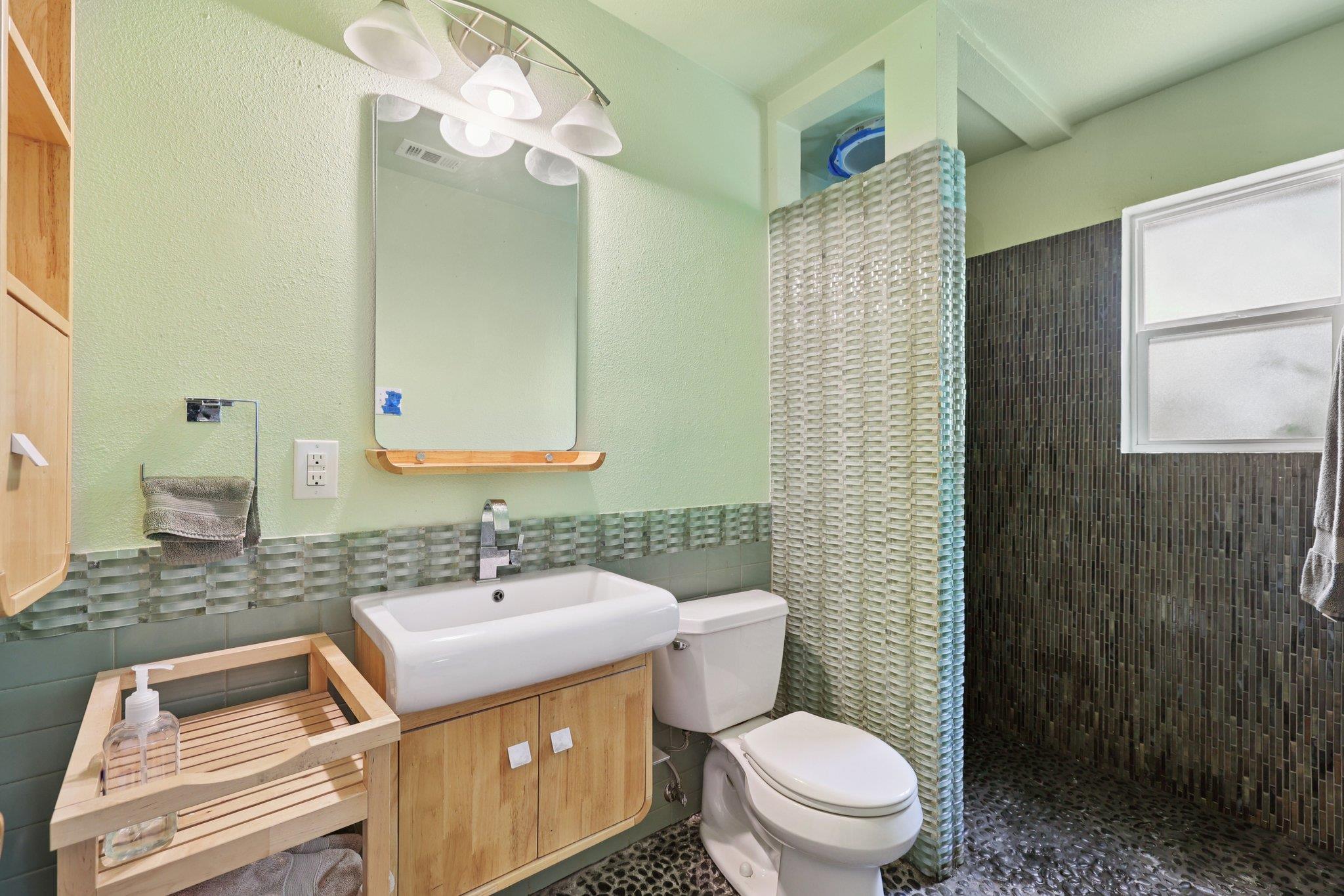 3205 Skylark Dr, Austin, TX 78757