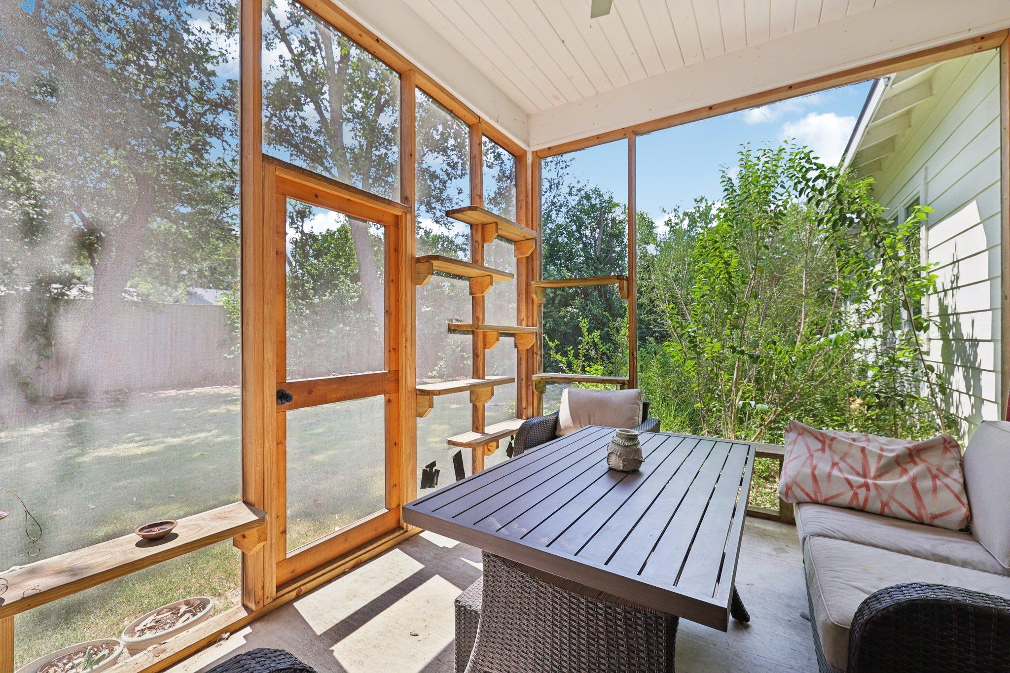 3205 Skylark Dr, Austin, TX 78757